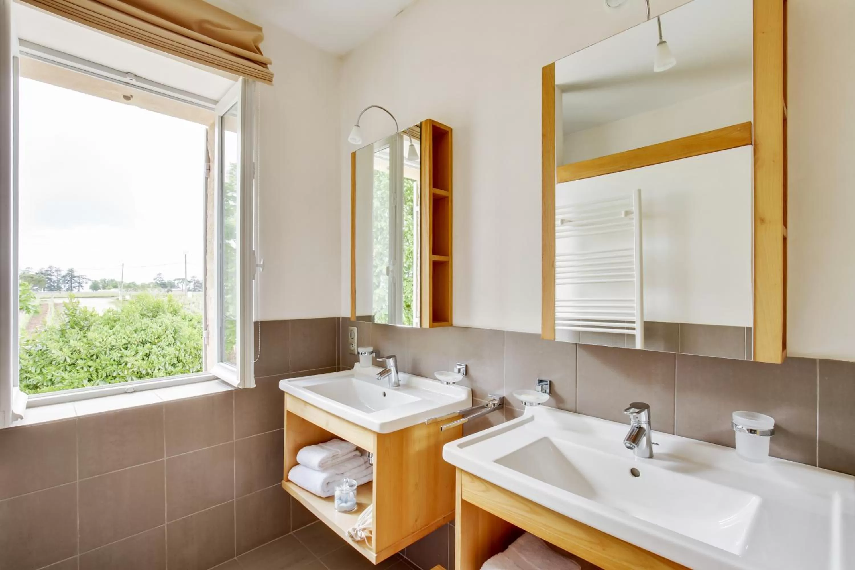 Bathroom in Le logis de Valandraud