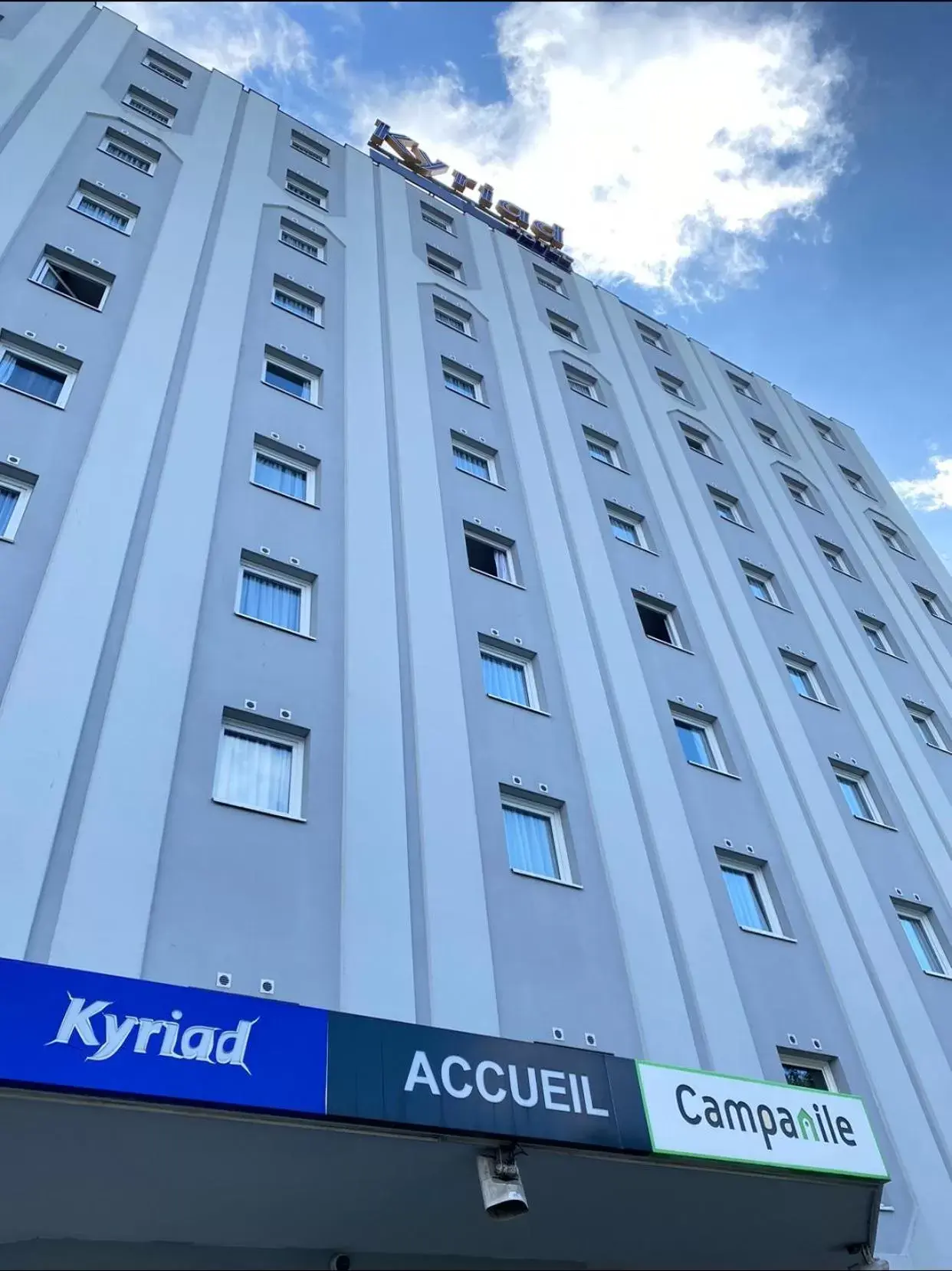 Facade/entrance, Property Building in Kyriad Le Blanc-Mesnil