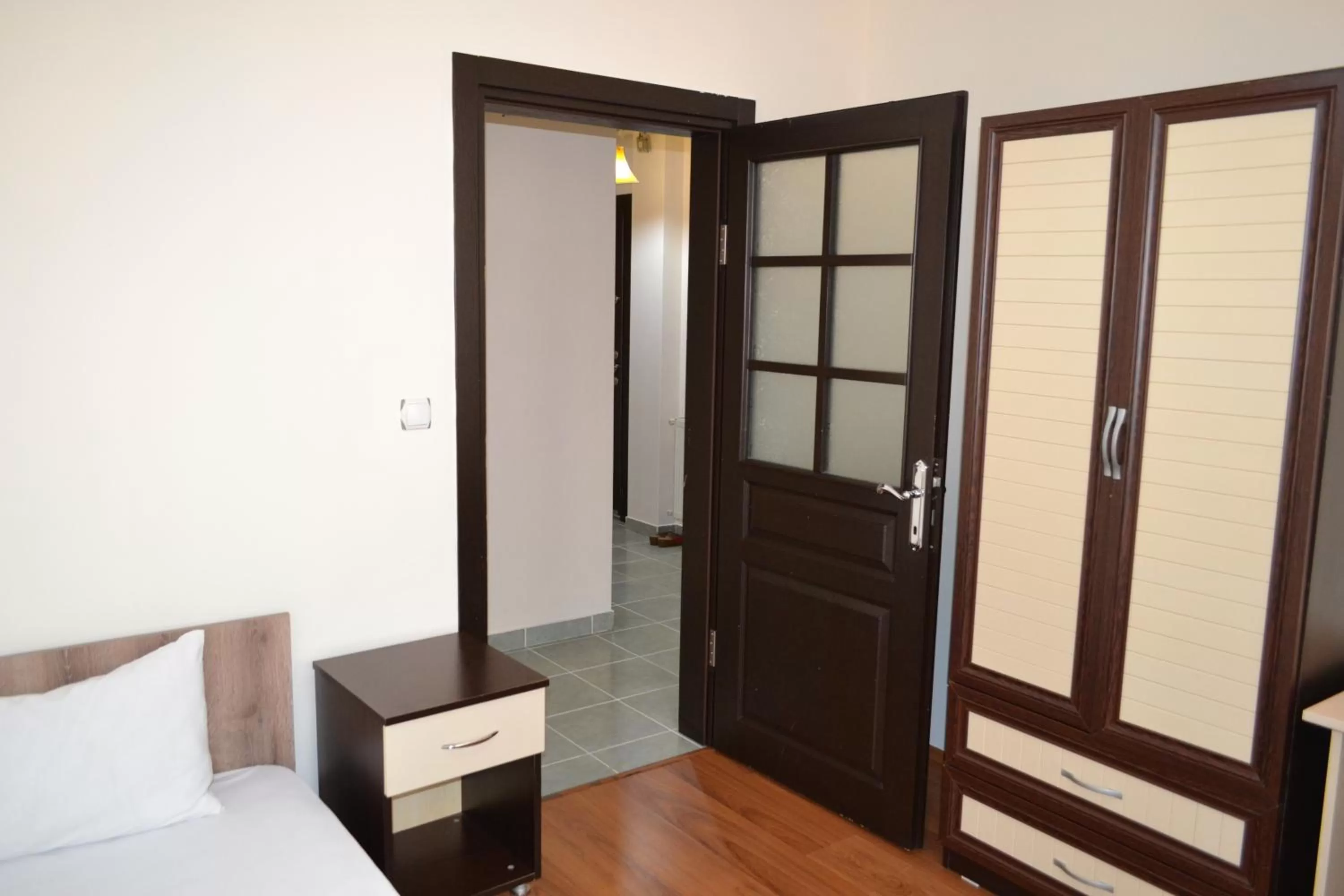 Photo of the whole room in The Twins Apartmens