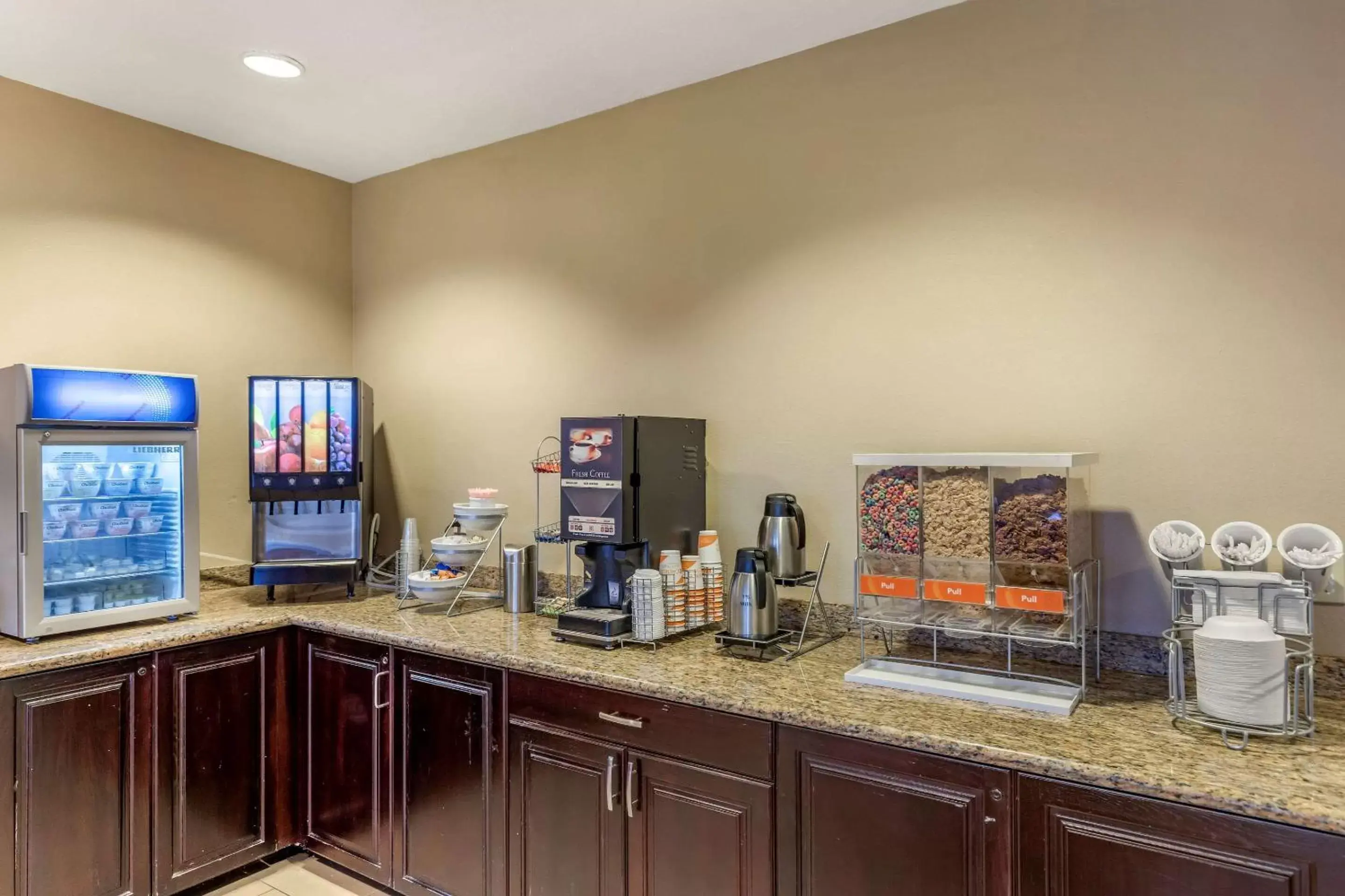 Restaurant/places to eat in Comfort Inn Saint George North