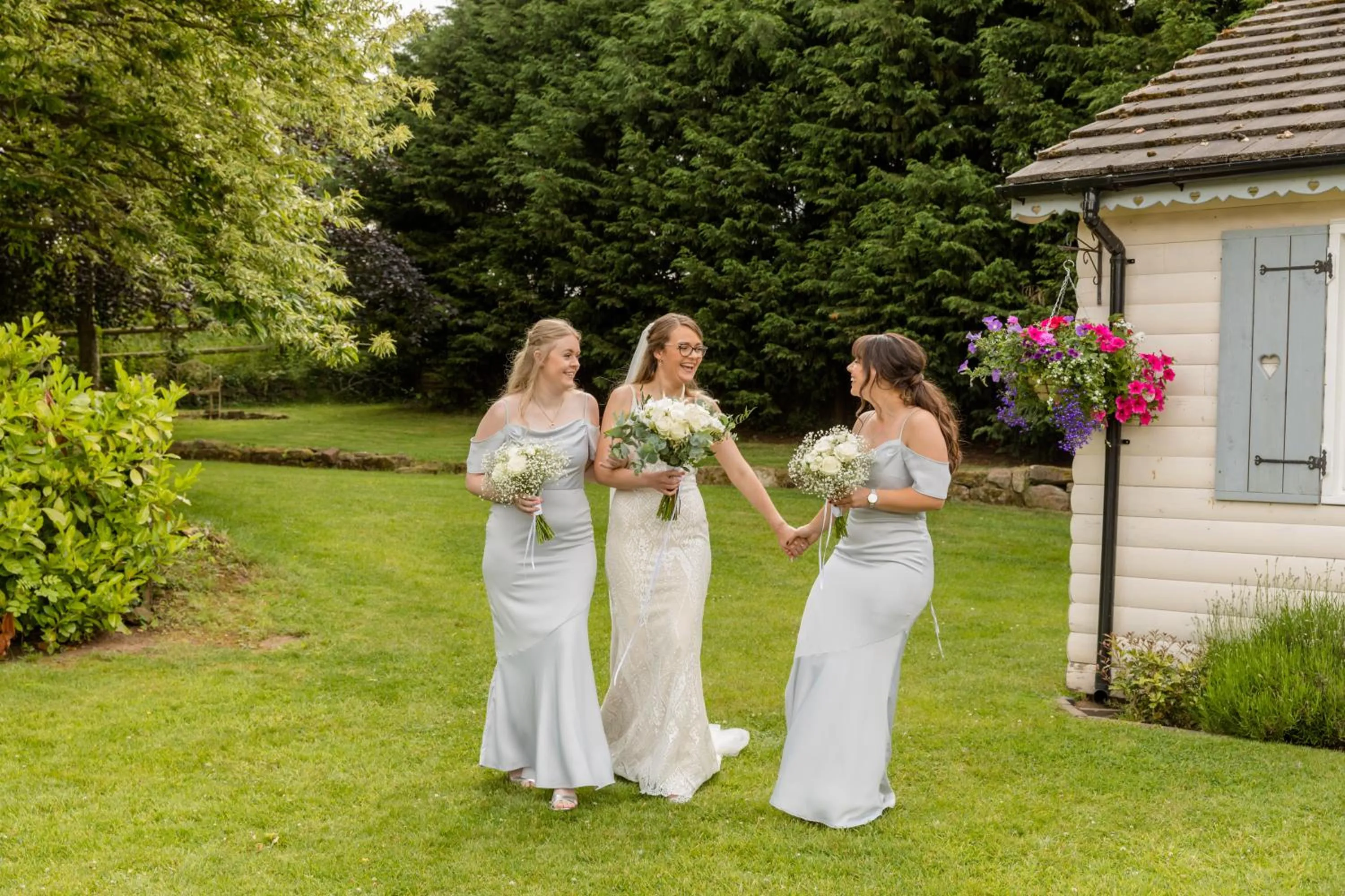 wedding in Slaters Country Inn