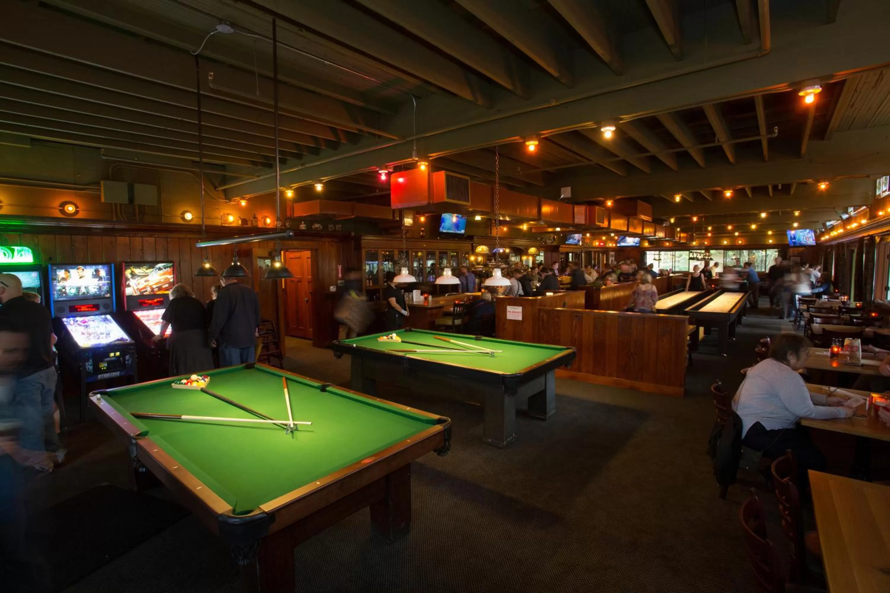 Restaurant/places to eat in McMenamins Anderson School