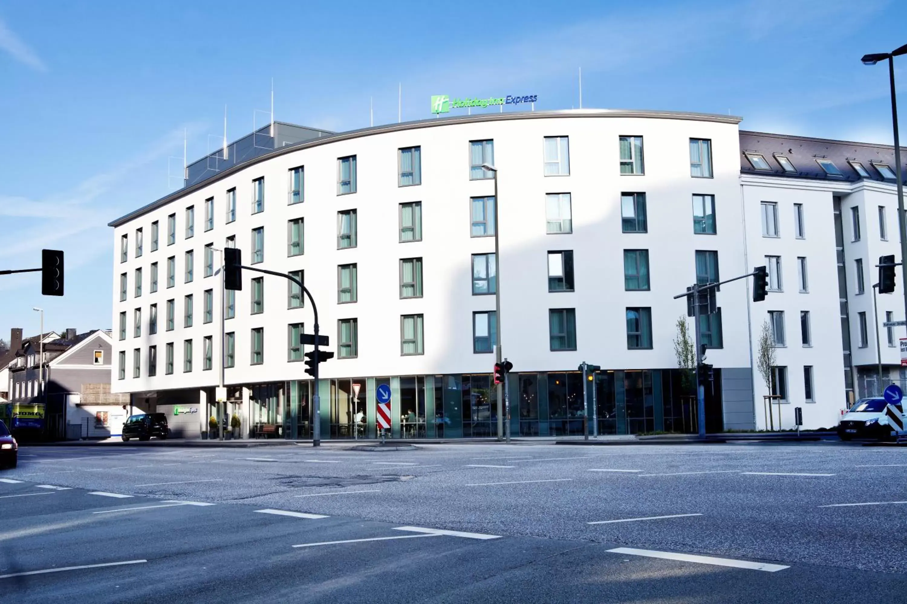 Property building in Holiday Inn Express - Siegen by IHG Property building in Holiday Inn Express - Siegen by IHG