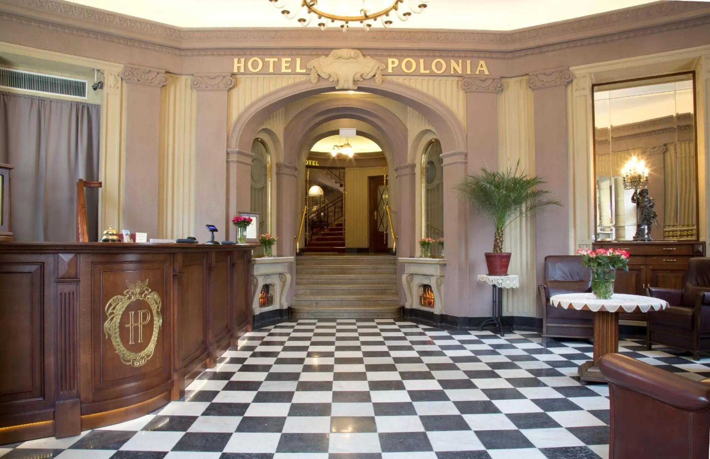 Lobby or reception in Hotel Polonia
