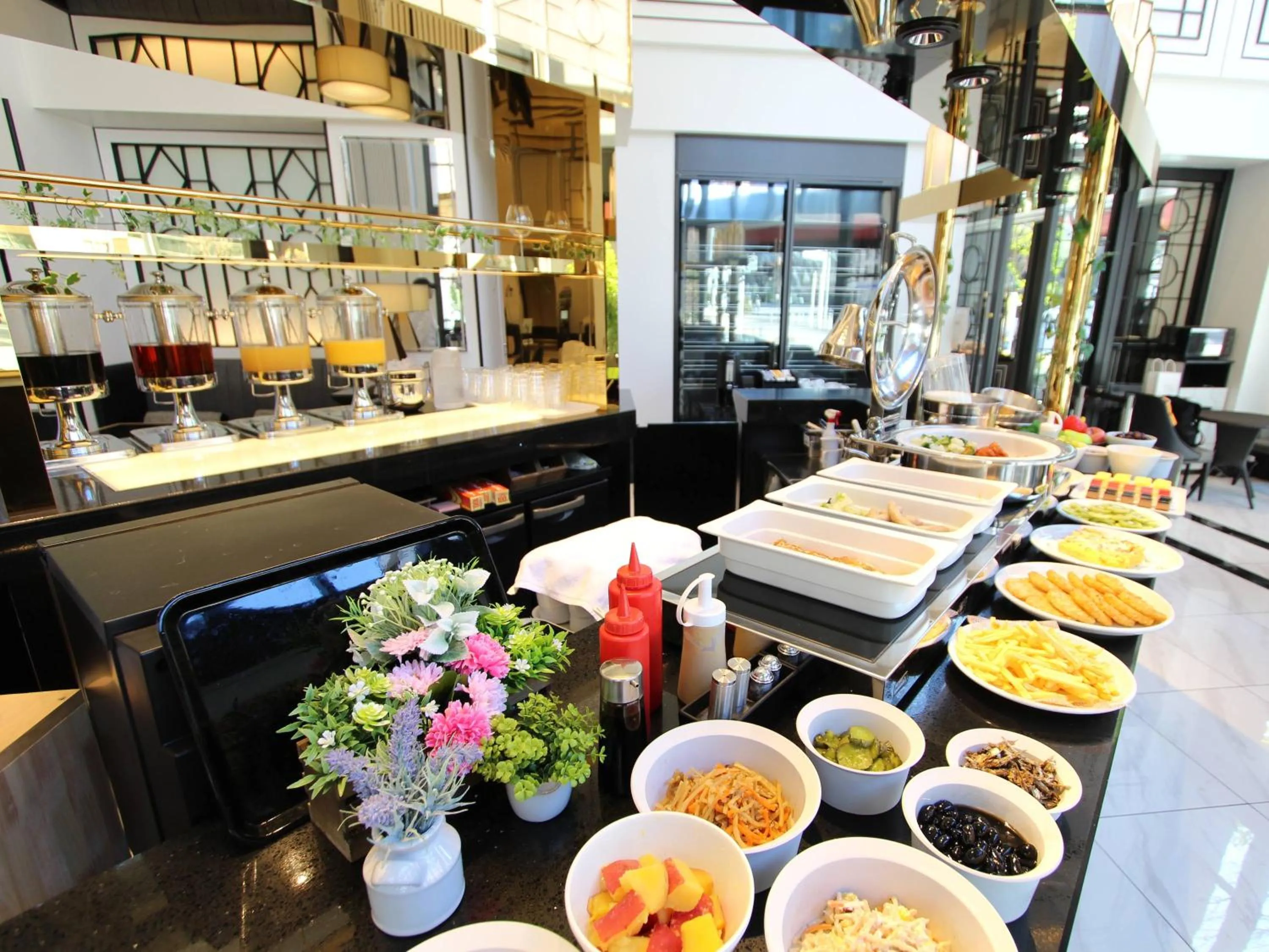 Breakfast in KOKO HOTEL Premier Nihonbashi Hamacho