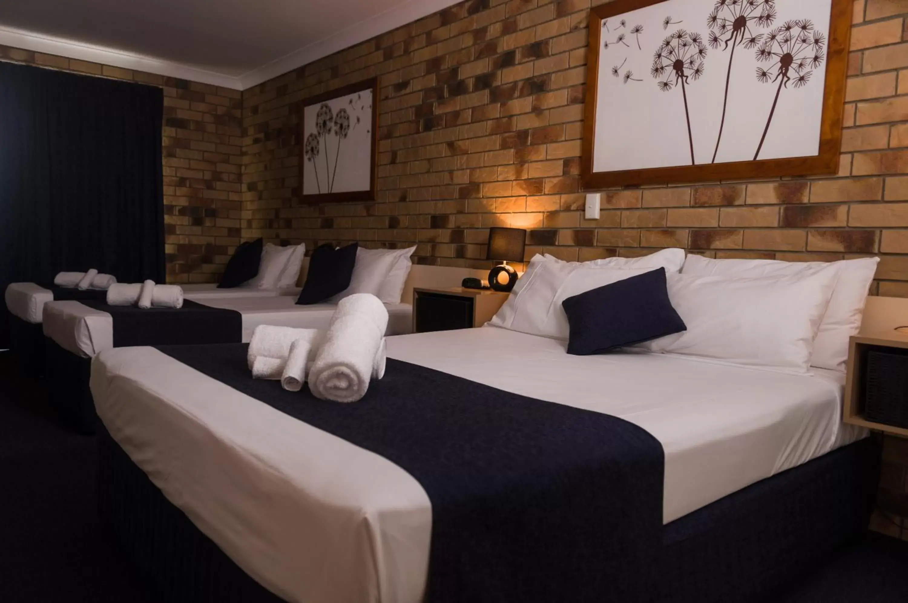 Standard Family Room in Lancaster Court Motel Standard Family Room in Lancaster Court Motel