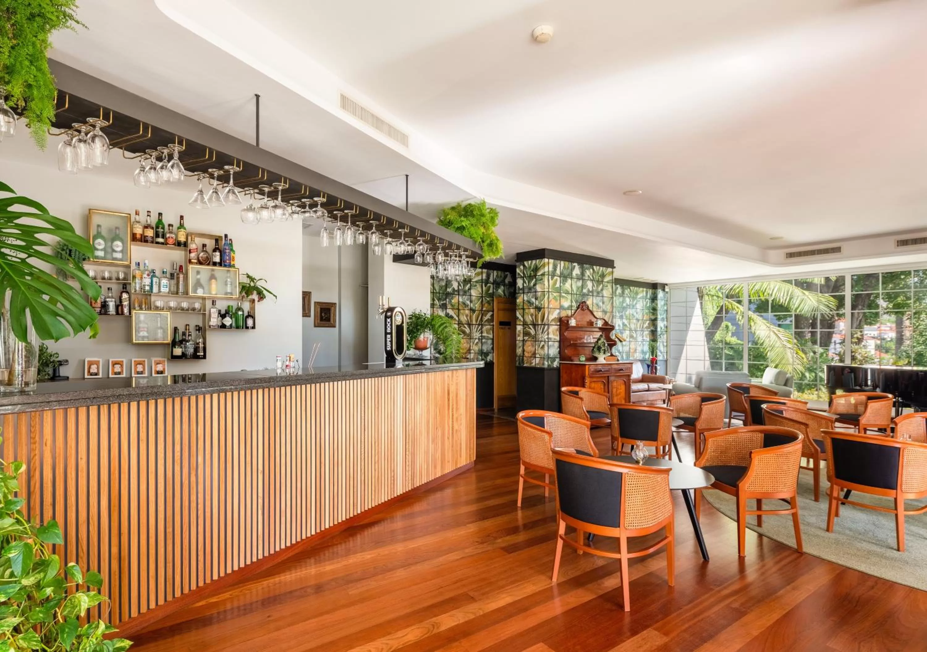 Lounge or bar in Quintinha Sao Joao Hotel & Spa