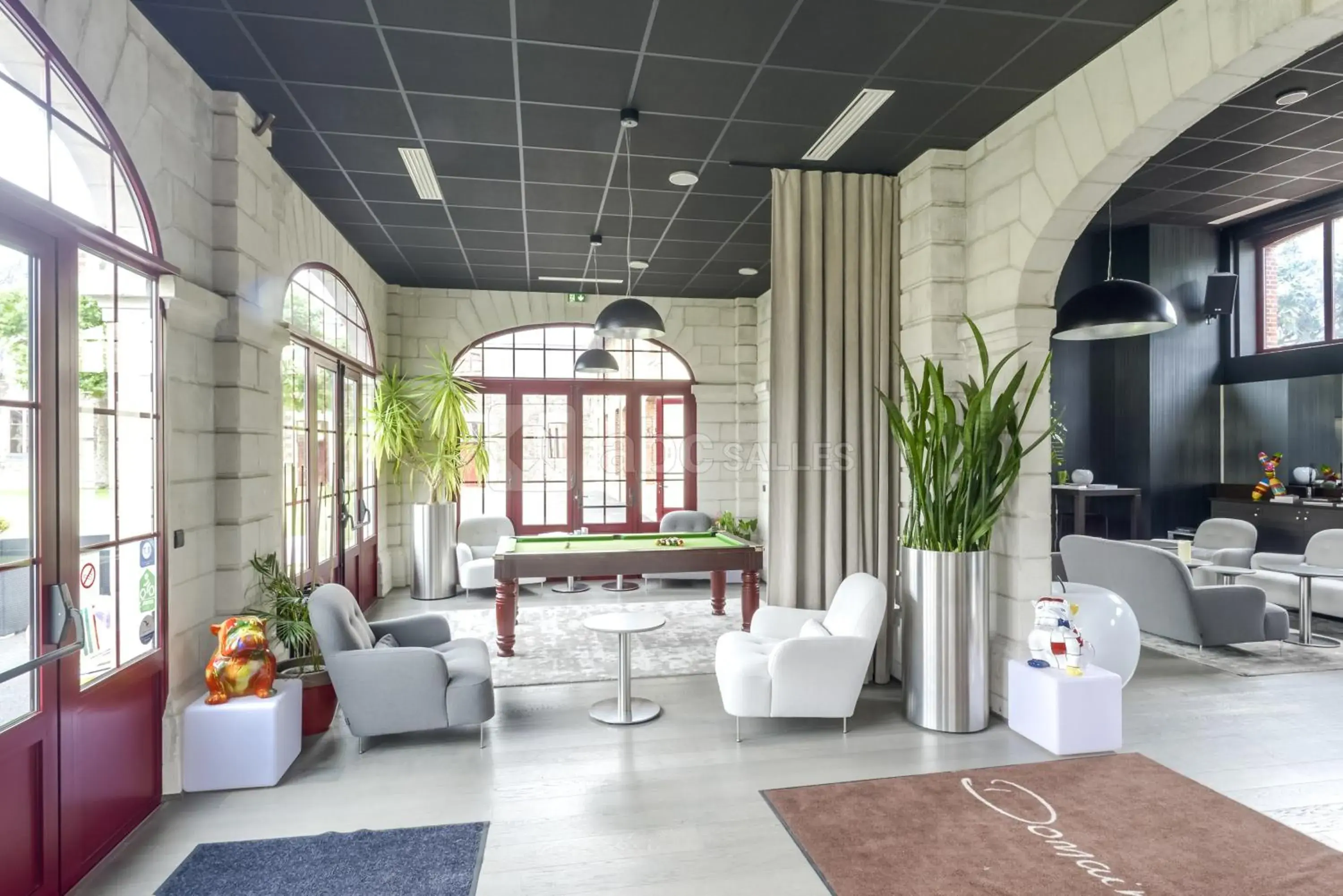 Lobby/Reception in Le Domaine des Lys