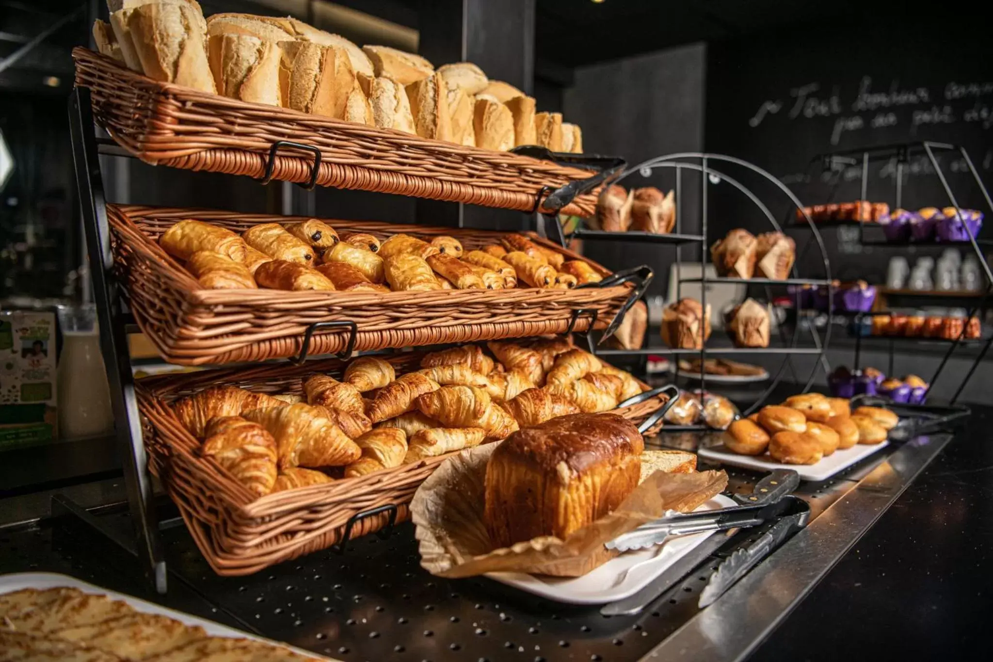 Continental breakfast, Food in Hôtel Le Cyrano Bergerac