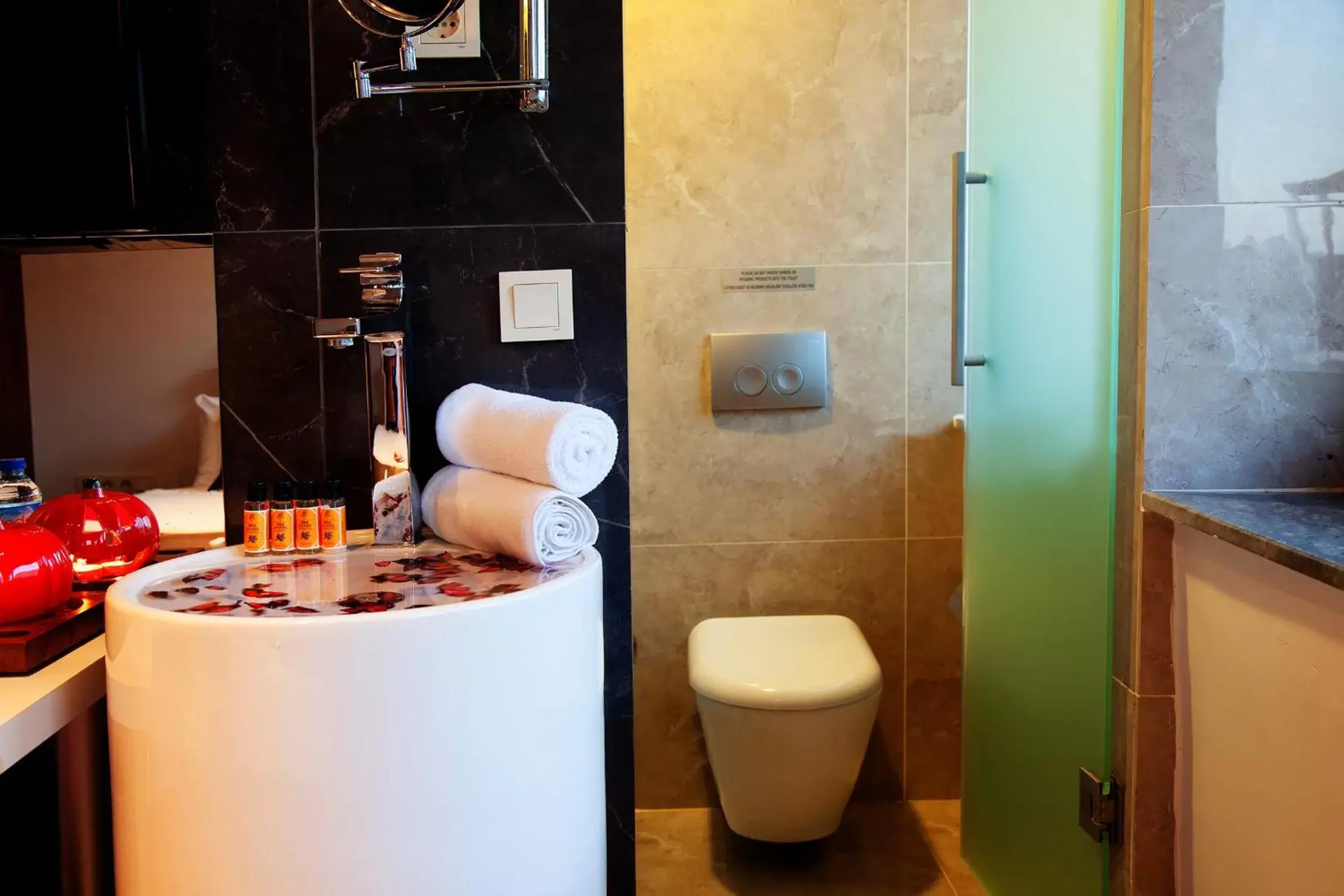 Bathroom in Duo Galata Hotel