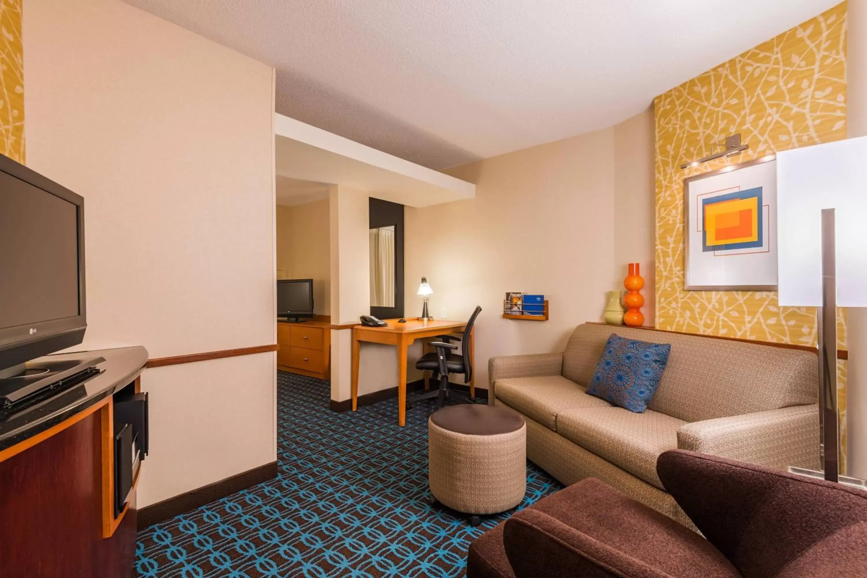 Living room, Seating Area in Fairfield Inn & Suites – Buffalo Airport