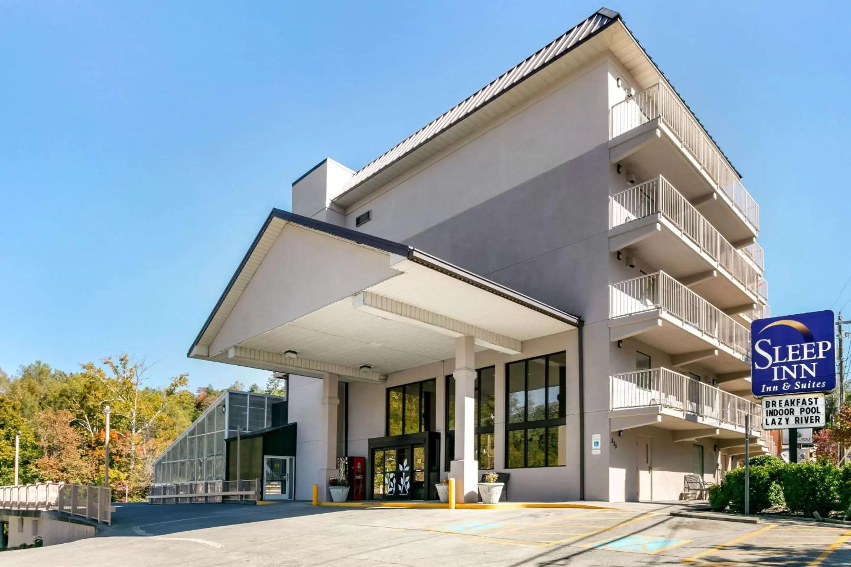 Property Building in Sleep Inn & Suites near Sports World Blvd