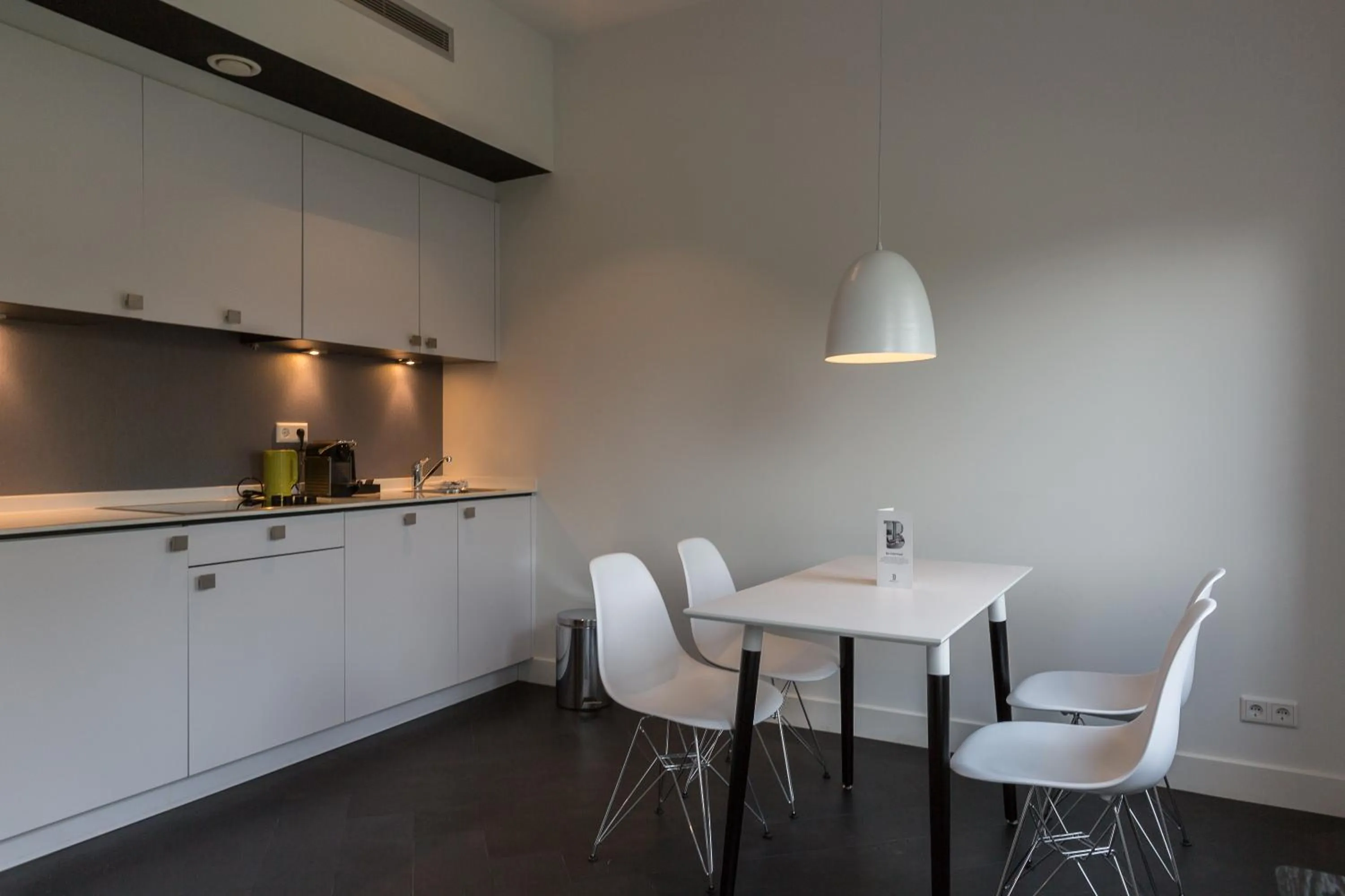 Kitchen or kitchenette in B-aparthotel Kennedy