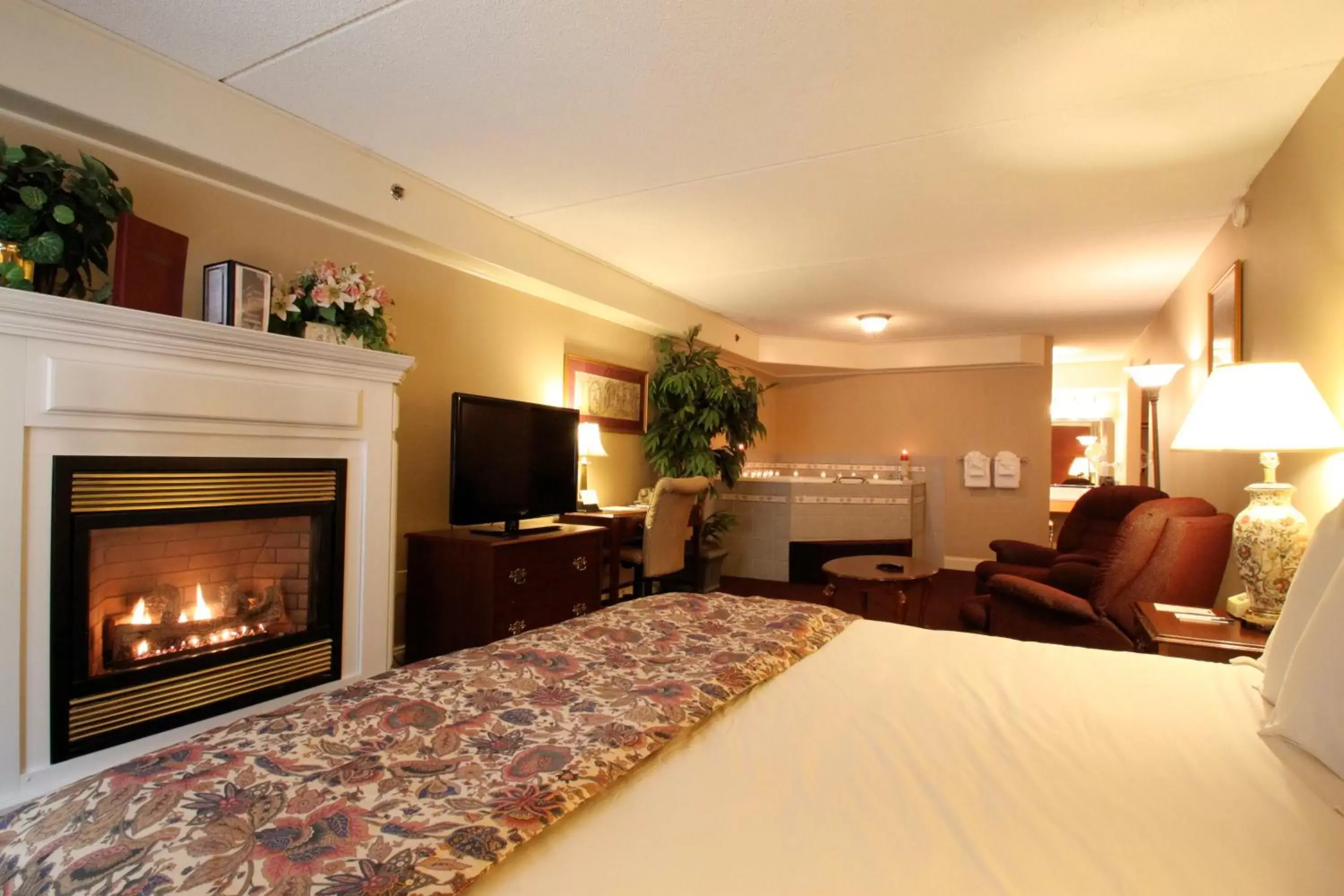 Bedroom in Fireside Inn & Suites West Lebanon