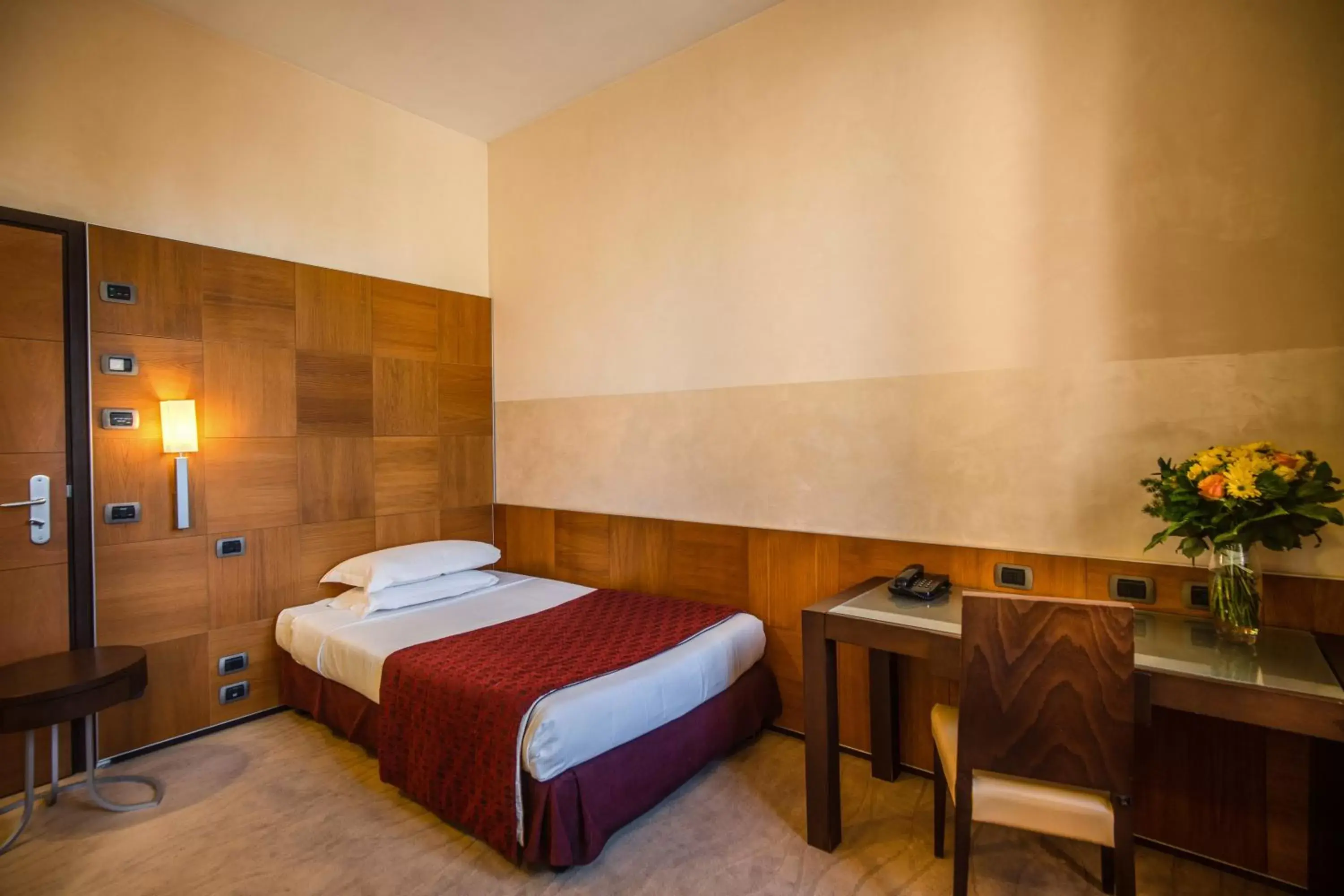 Bedroom, Bed in Kolbe Hotel Rome