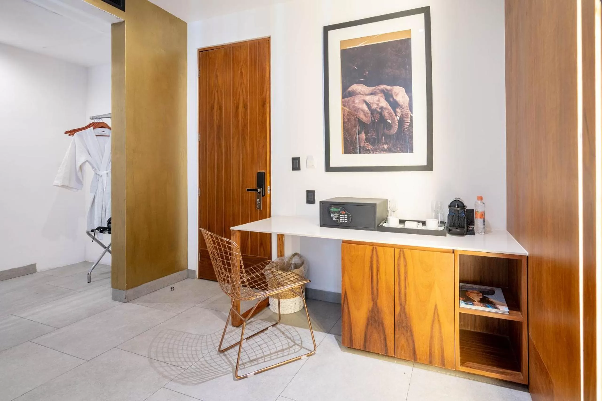 Bed in IT Boutique Hotel & Restaurant