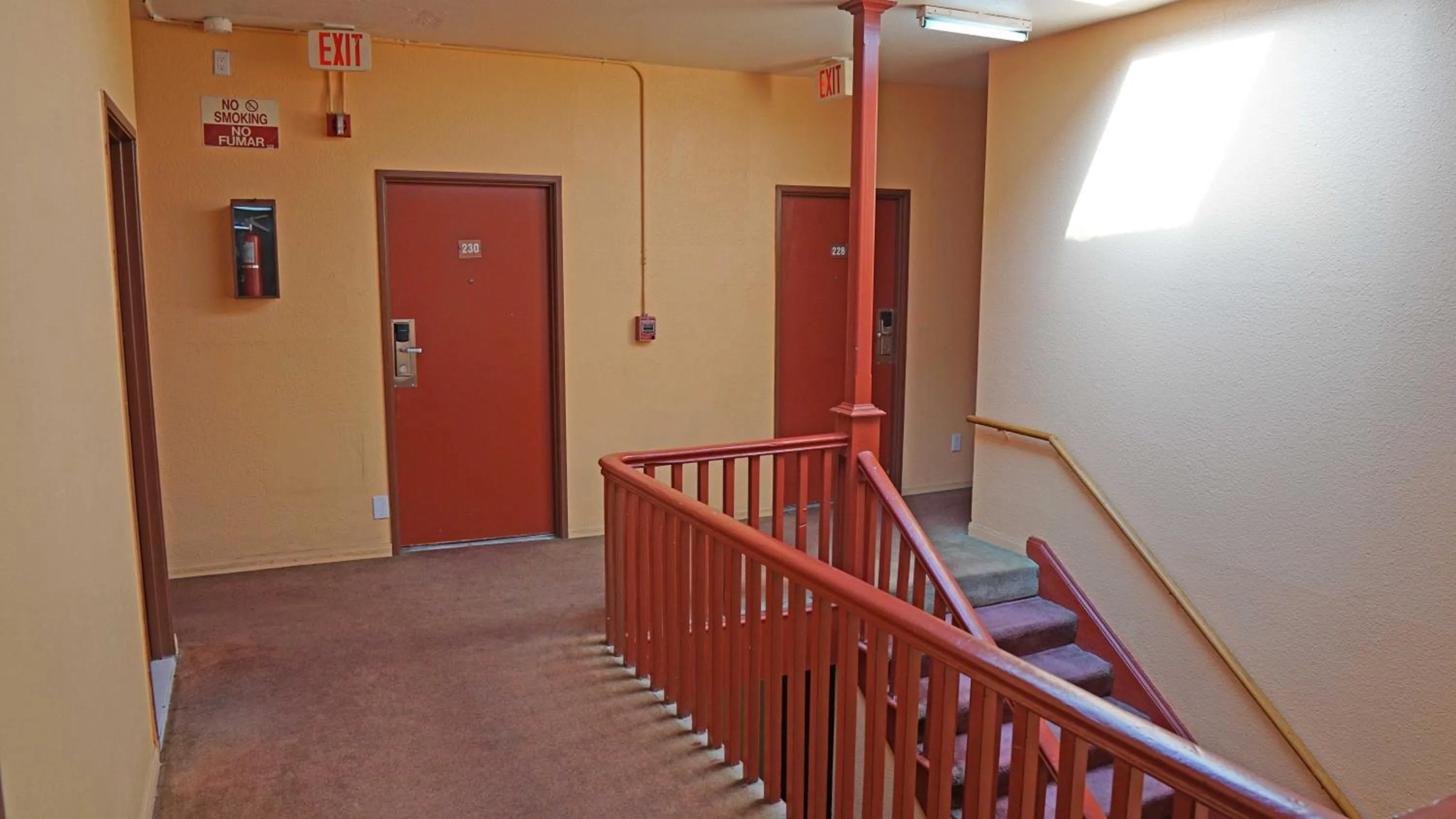 Antonio Hotel - Downtown Los Angeles, near Hollywood