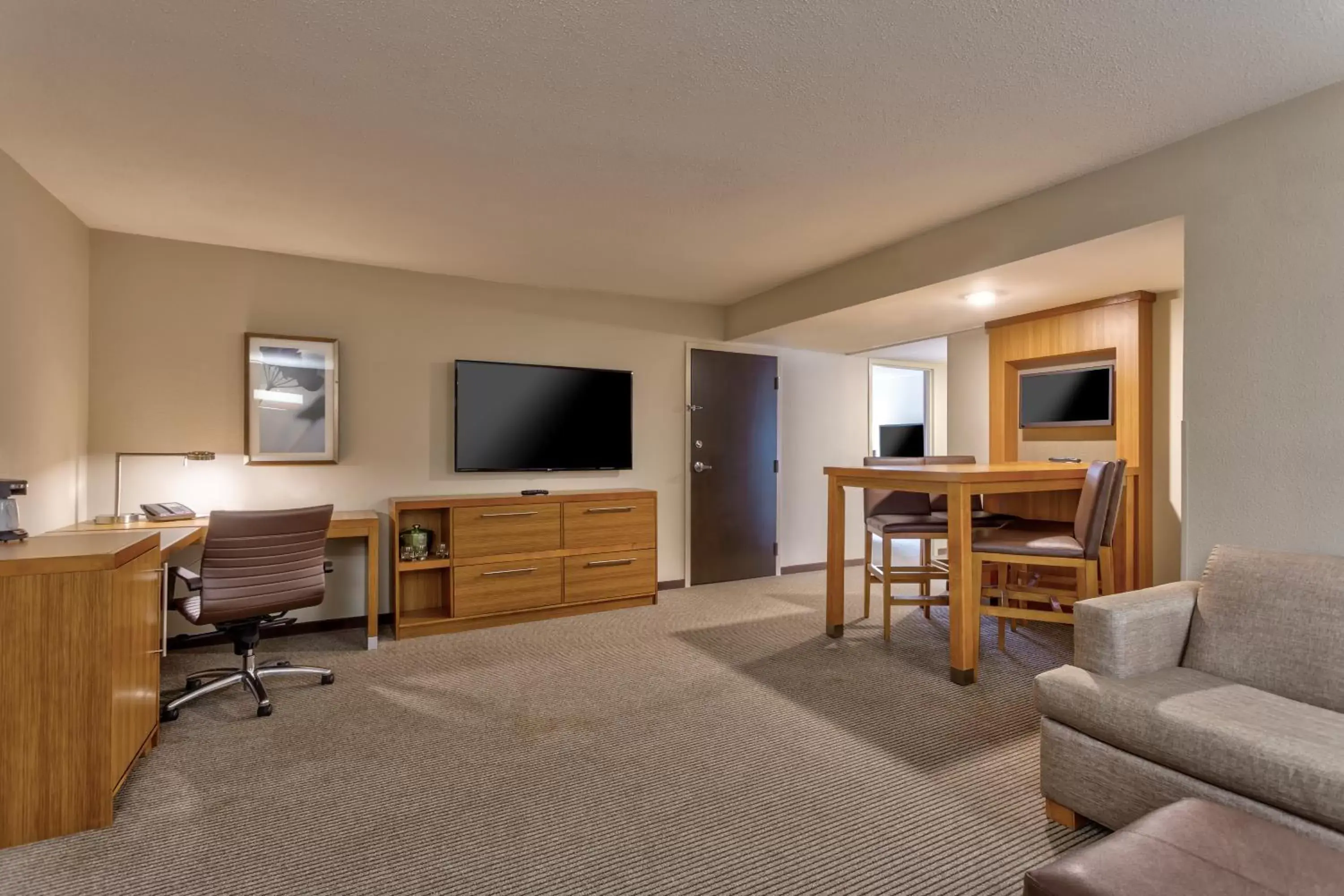 TV and multimedia, Seating Area in Hyatt Place Minneapolis/Downtown