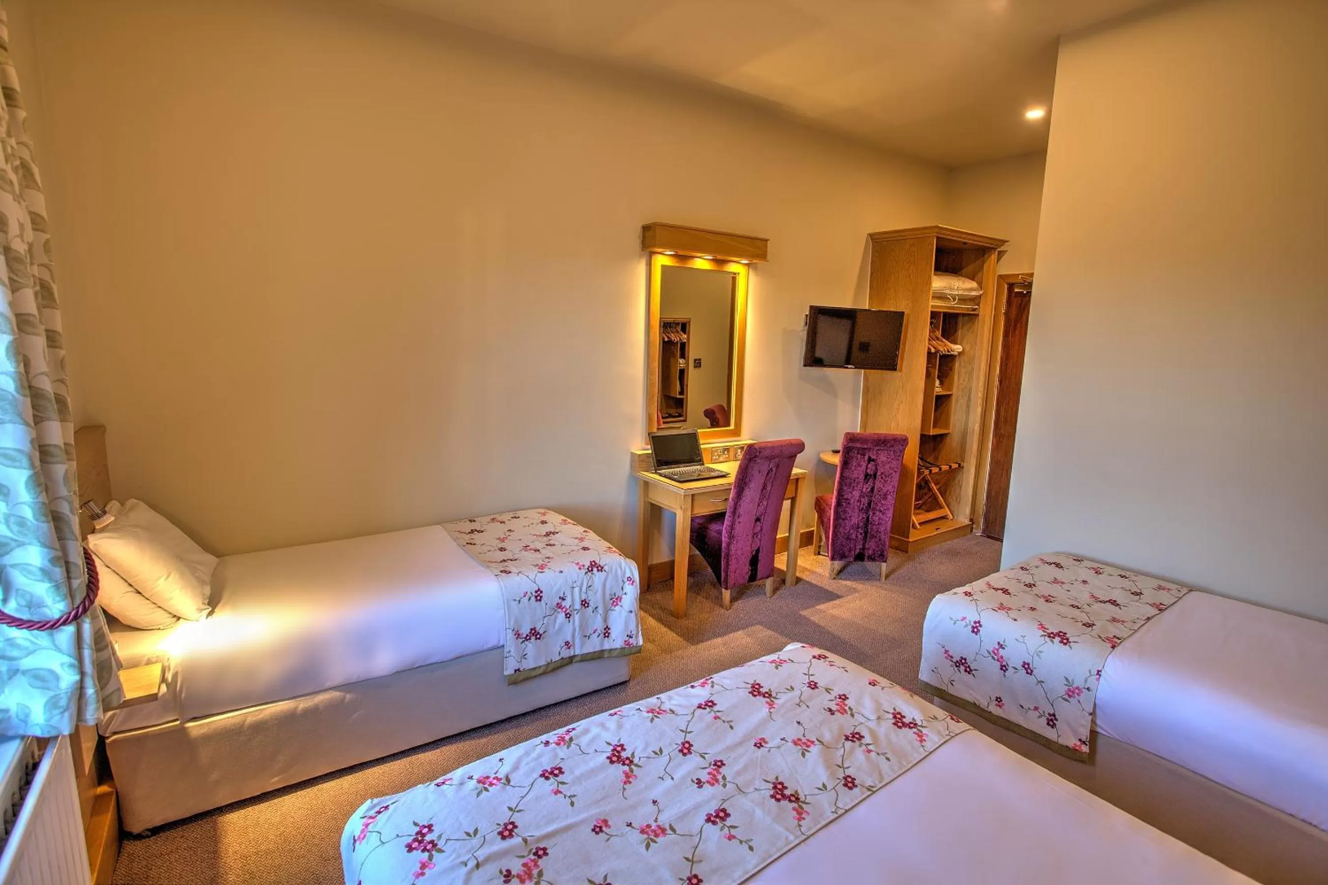 Bed in The Lucan Spa Hotel