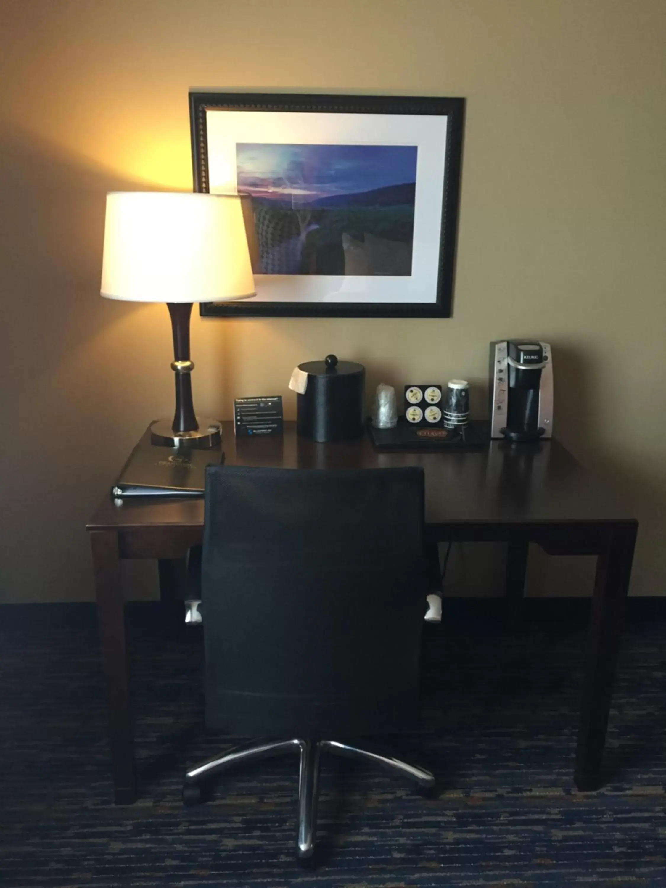 Coffee/tea facilities in Grandstay Hotel & Suites Mount Horeb - Madison