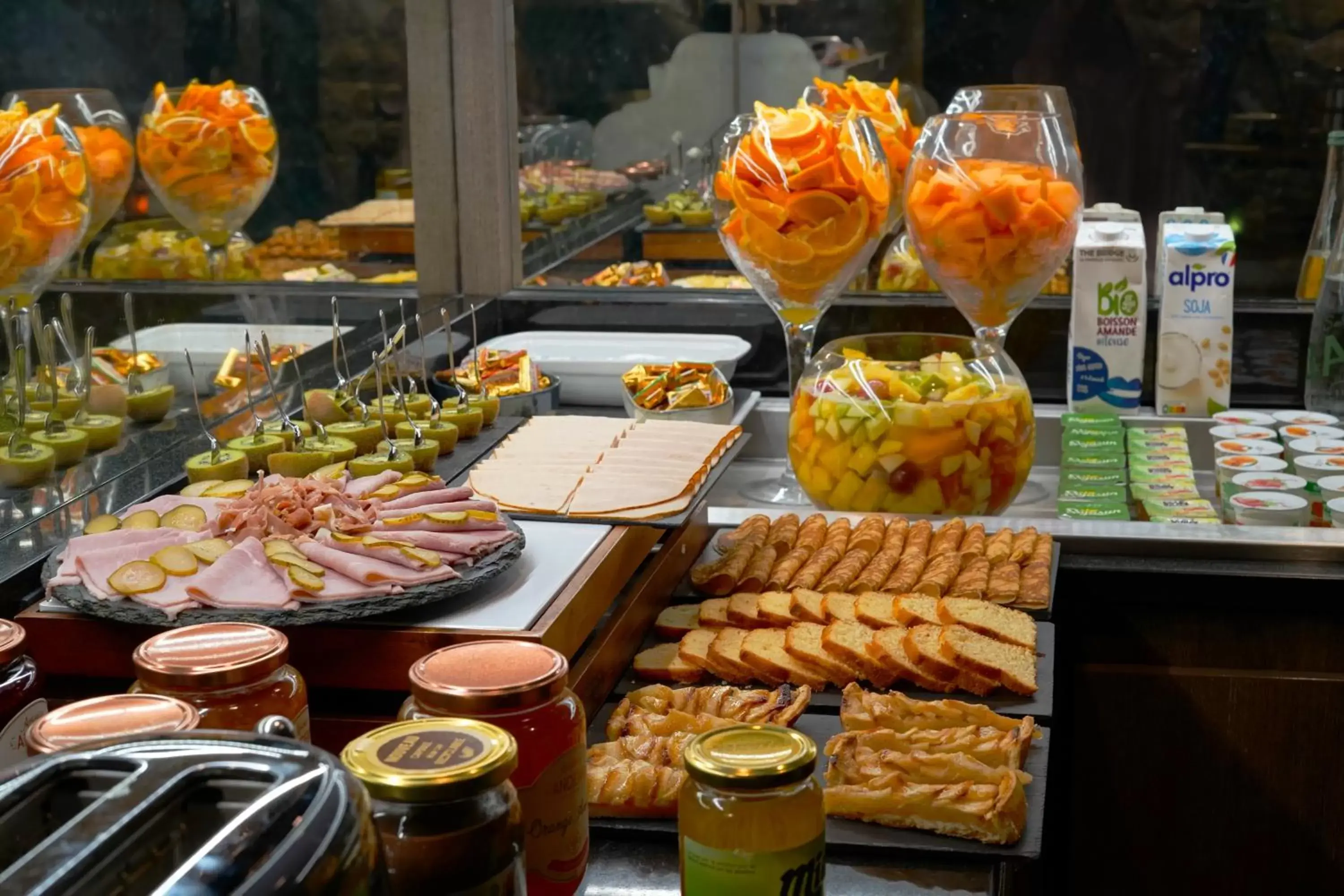 Food and drinks, Food in Best Western Le Montmartre – Saint Pierre