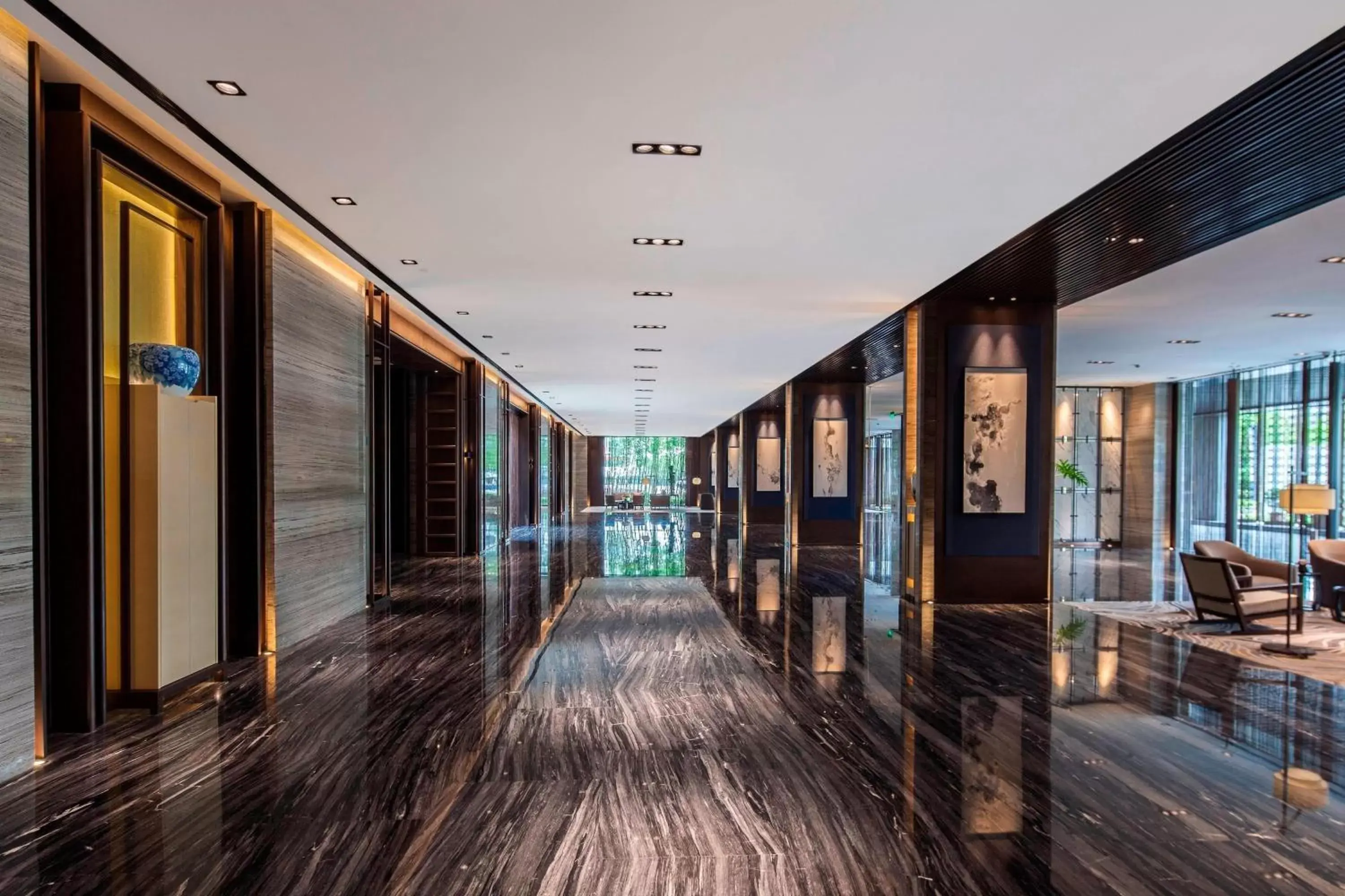 Lobby or reception in Courtyard by Marriott Shanghai International Tourism and Resorts Zone