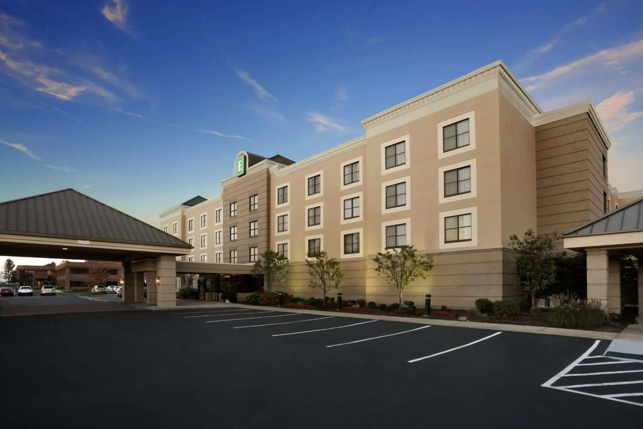 Property Building in Embassy Suites Cleveland - Beachwood