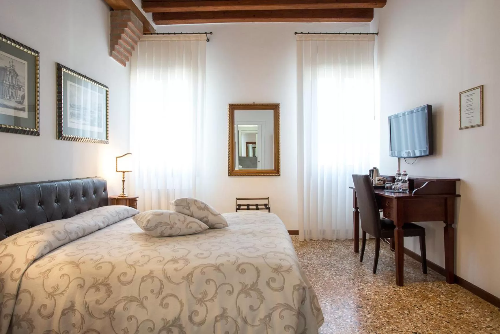 Photo of the whole room, Bed in Ca' Santo Spirito B&B