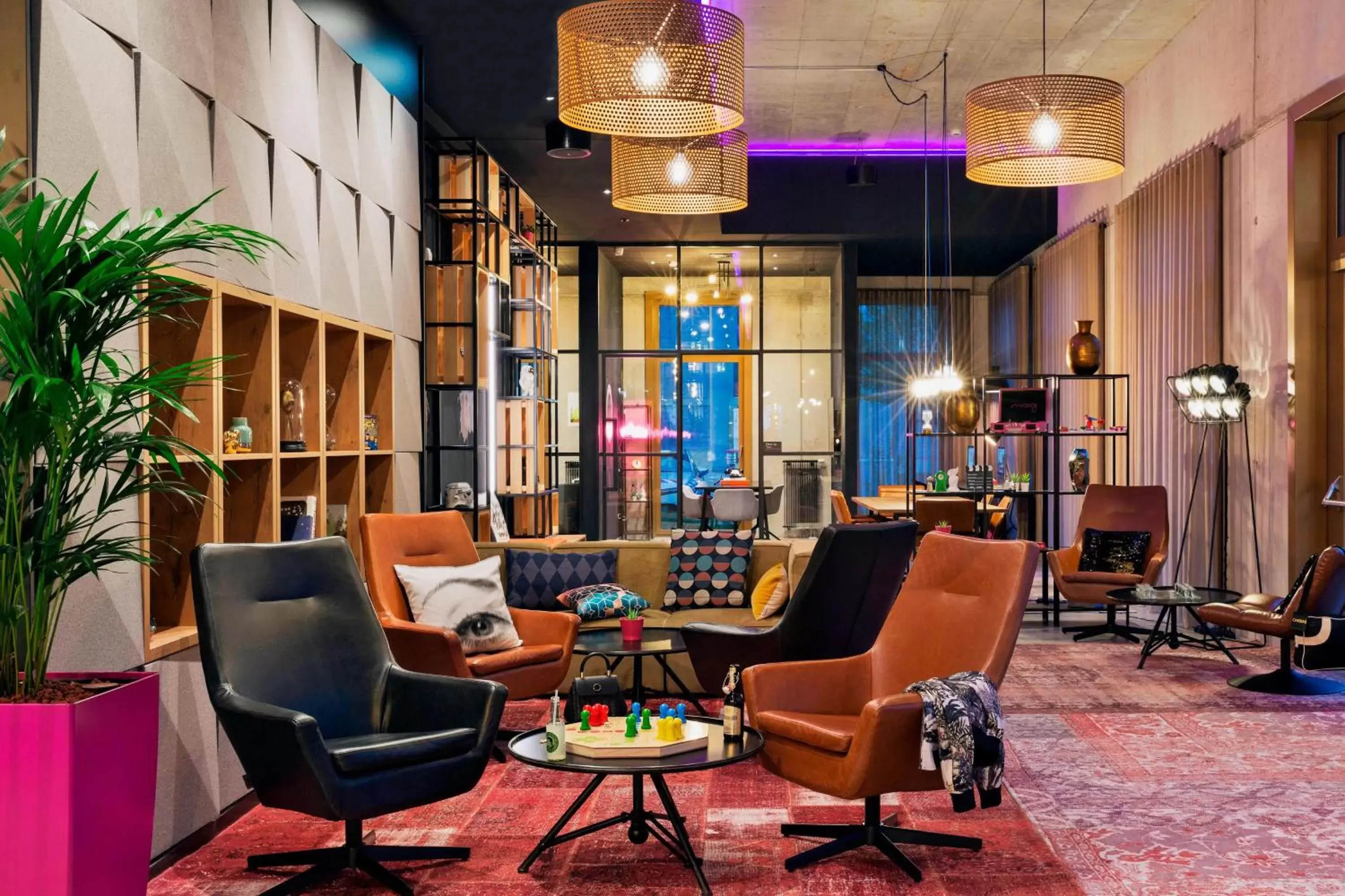 Lobby or reception in Moxy Darmstadt