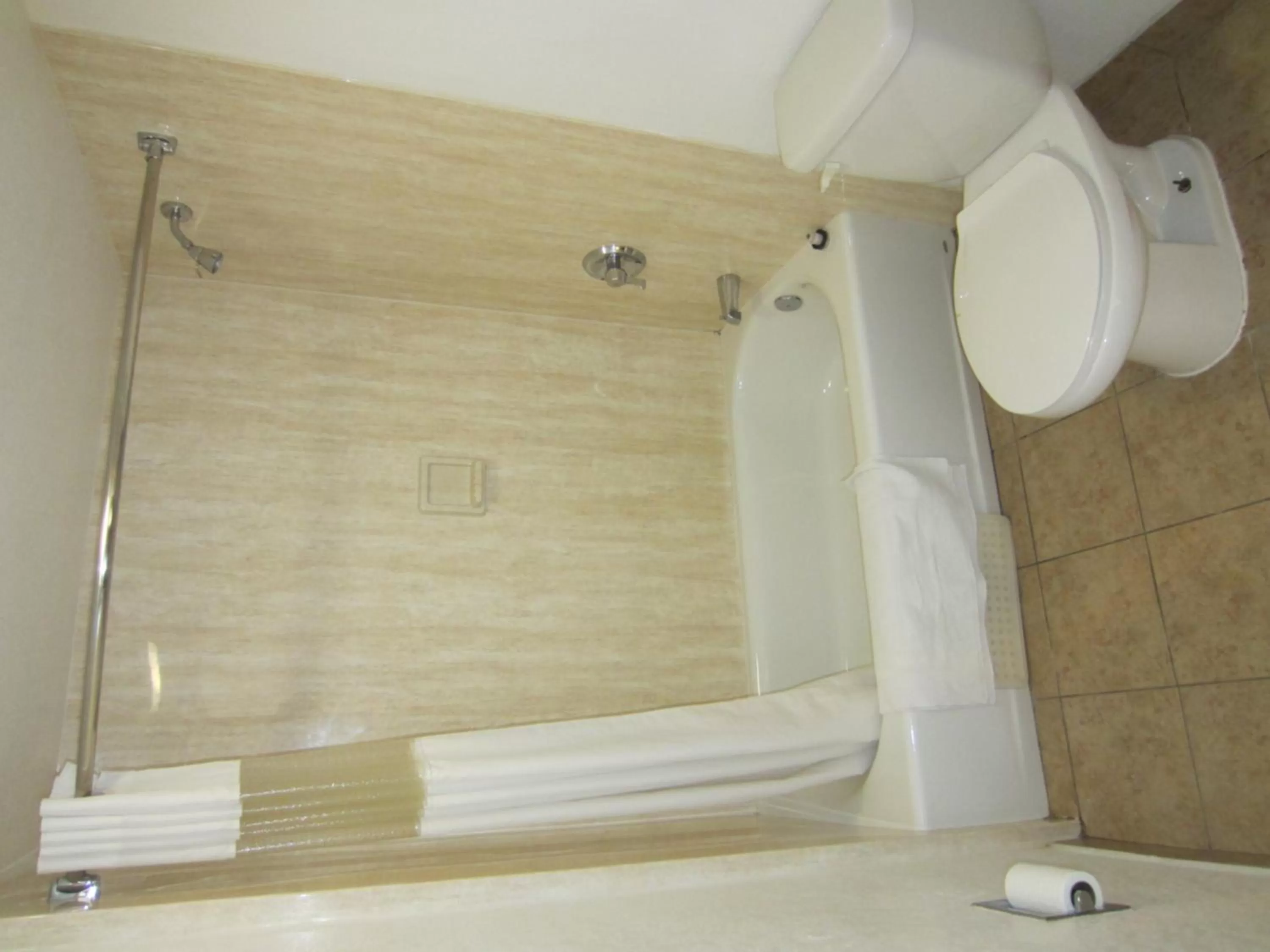 Bathroom in Northgate Motel