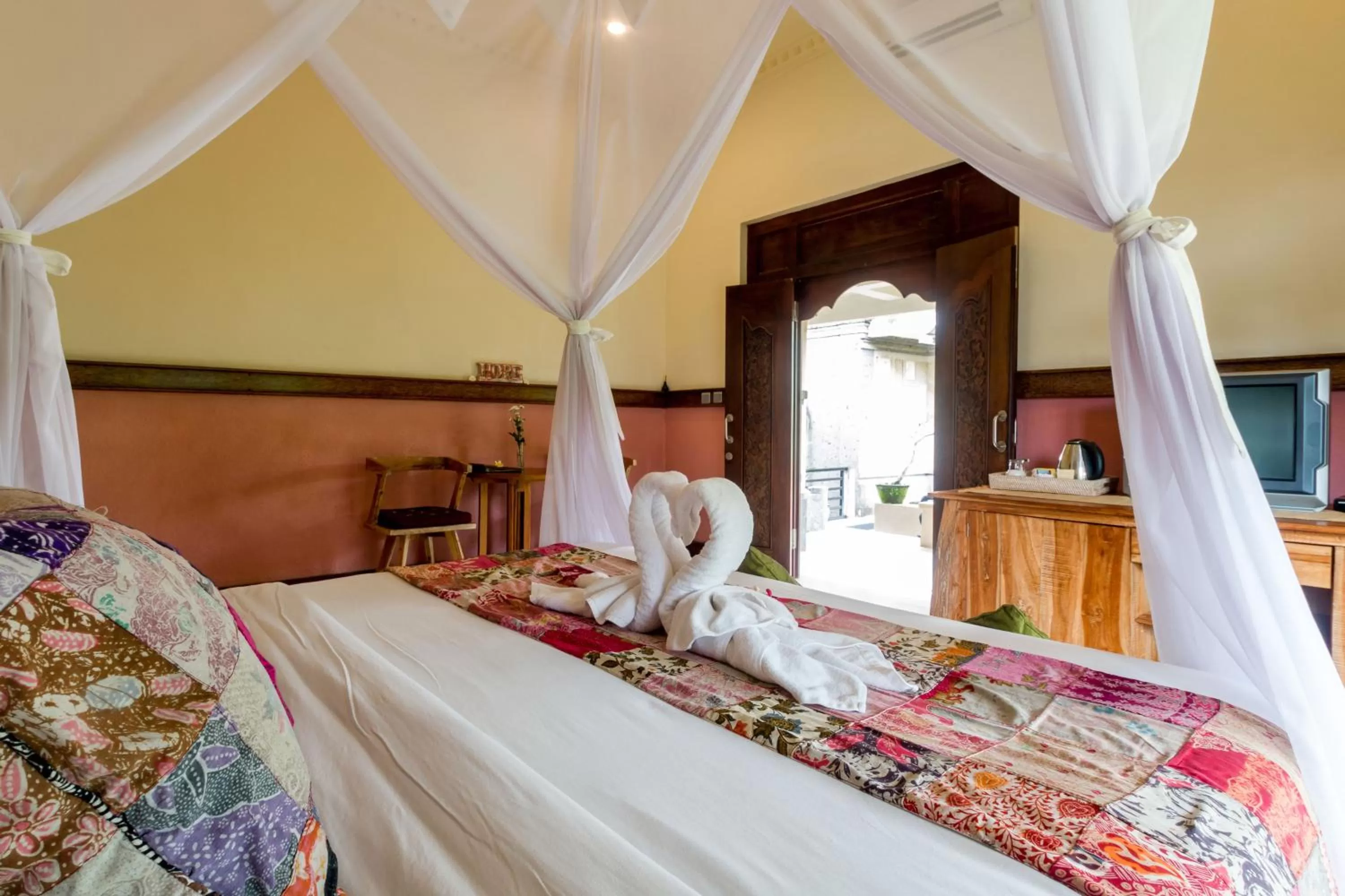 Bedroom, Bed in Ubud Aura Retreat