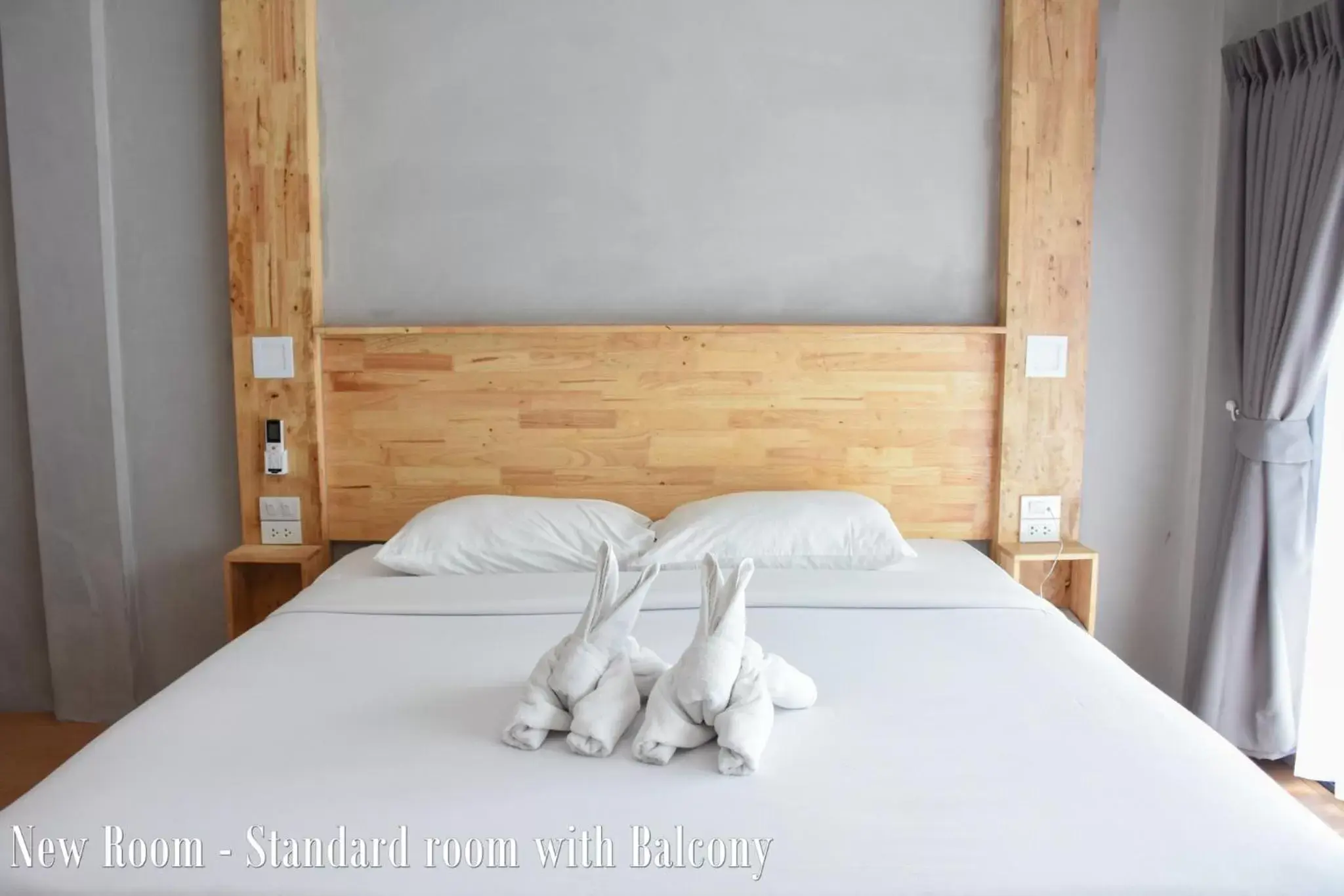 Bedroom, Bed in Basaya Beach Hotel & Resort