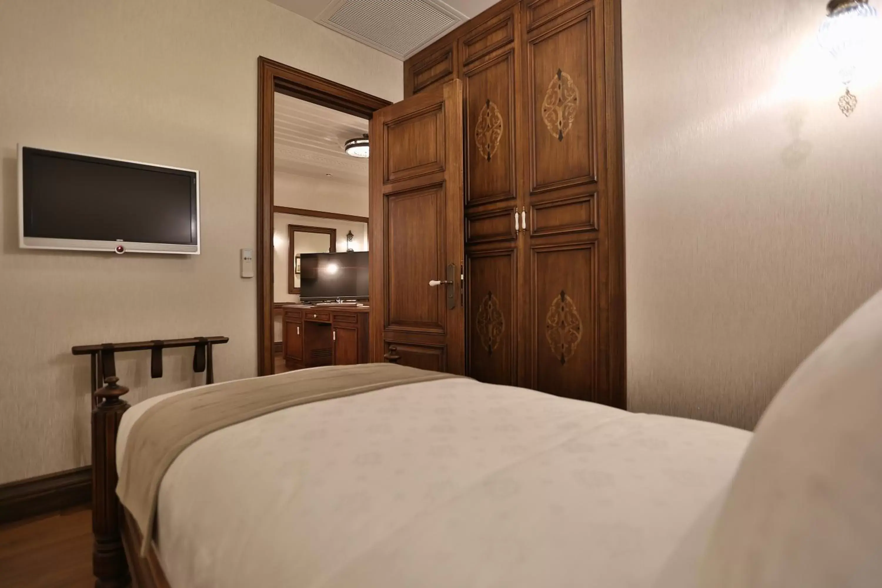Bedroom, Bed in AJWA Sultanahmet - Preferred Hotels LVX Collection Bedroom, Bed in AJWA Sultanahmet - Preferred Hotels LVX Collection