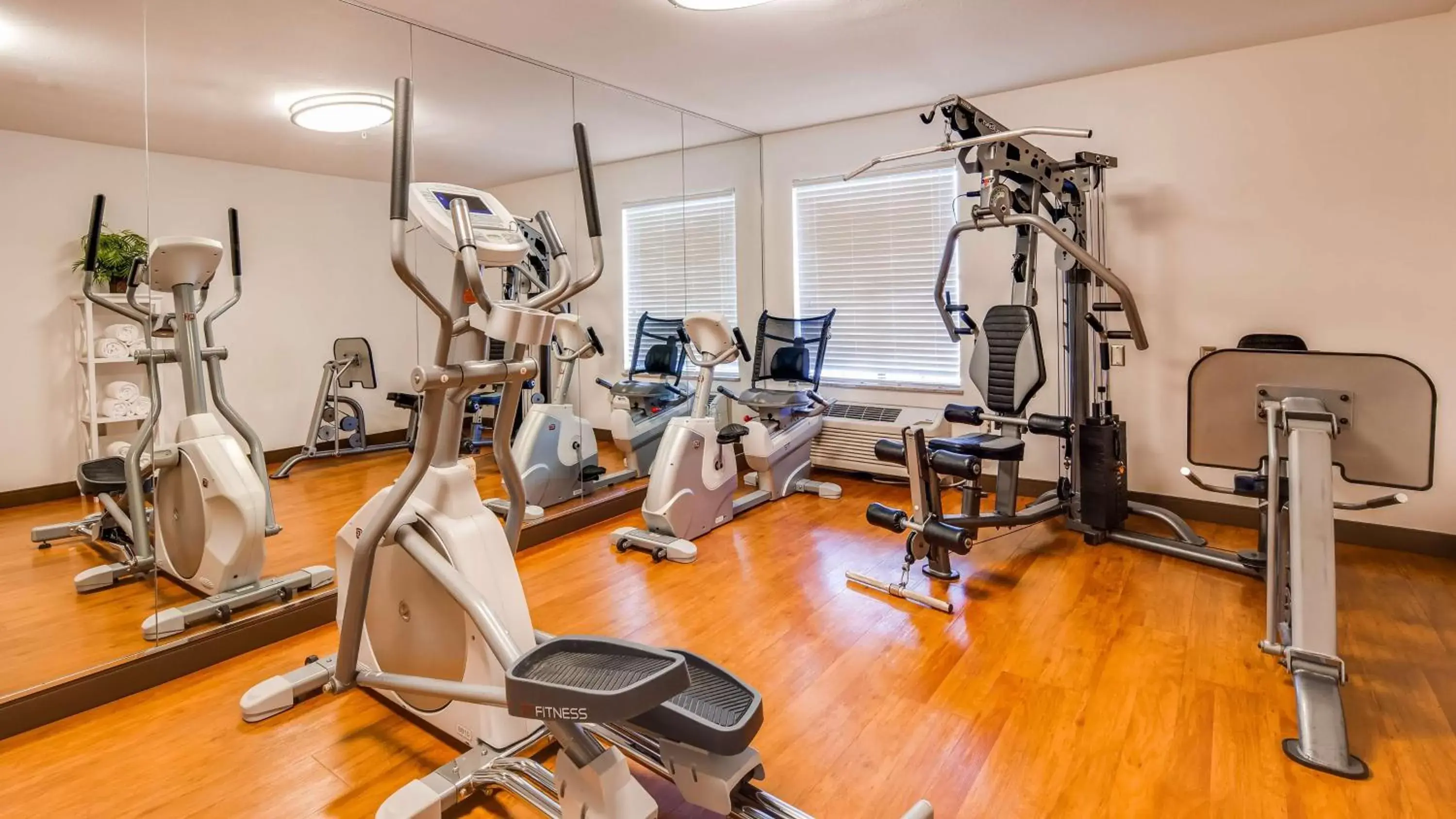 Fitness centre/facilities, Fitness Center/Facilities in Best Western Moriarty Heritage Inn