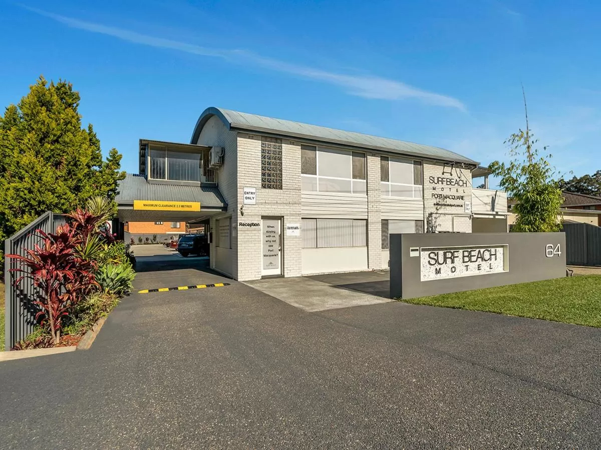 Property building in Surf Beach Motel Port