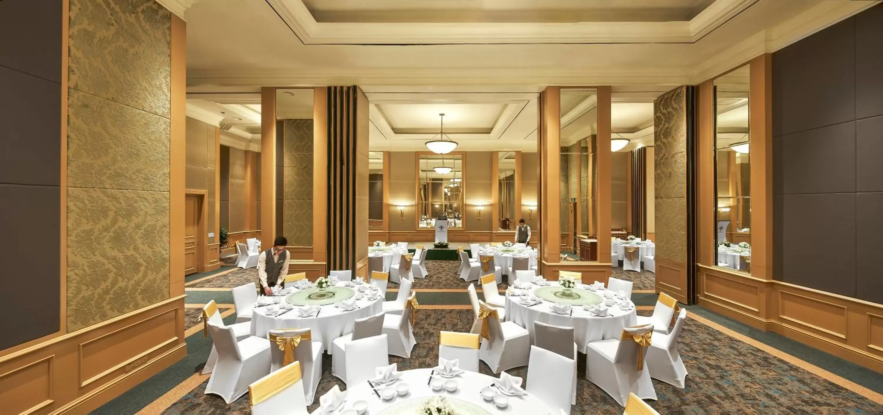 Banquet/Function facilities, Restaurant/Places to Eat in Hanoi Daewoo Hotel