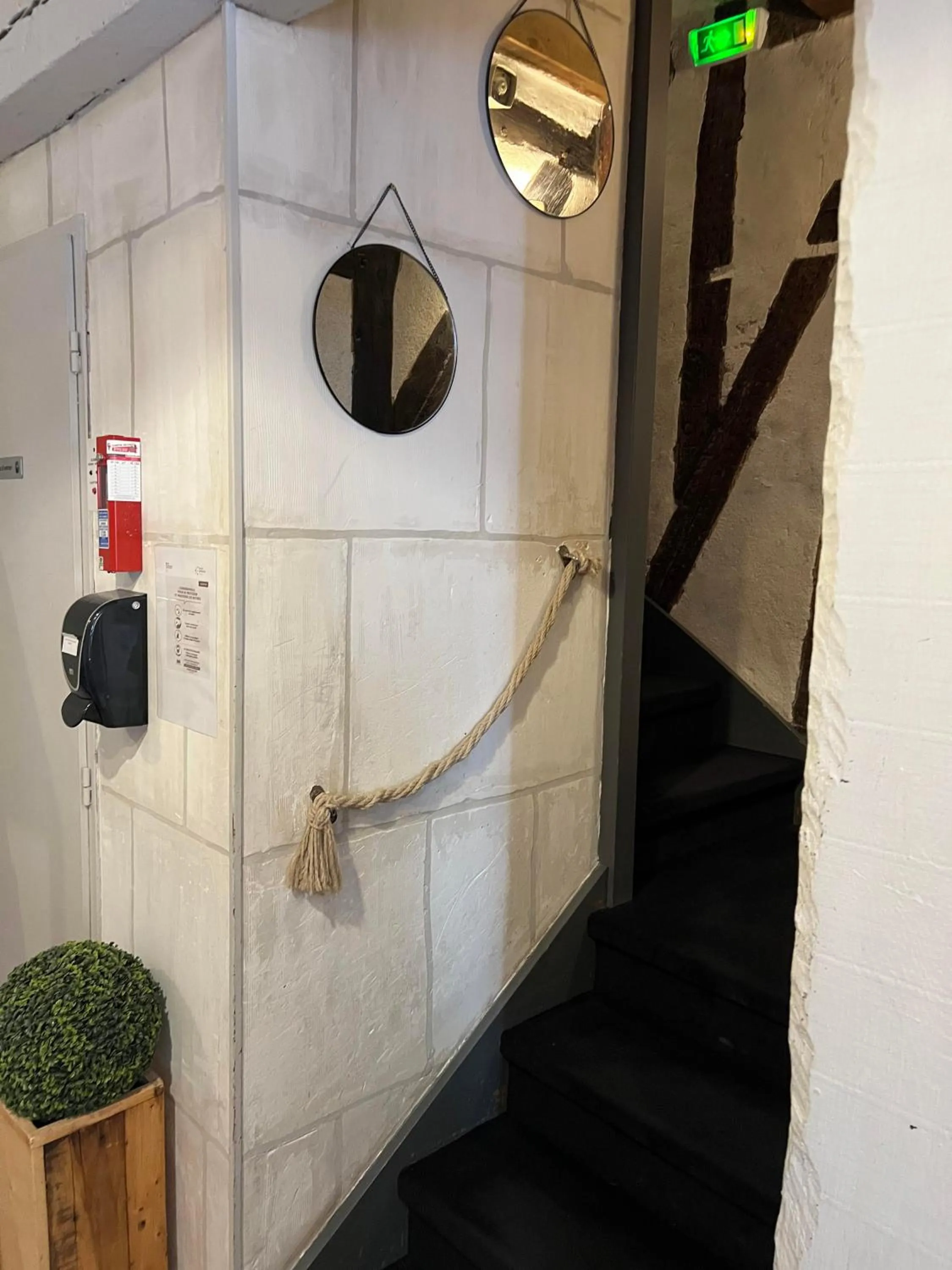 Property building in Hôtel Le Blason