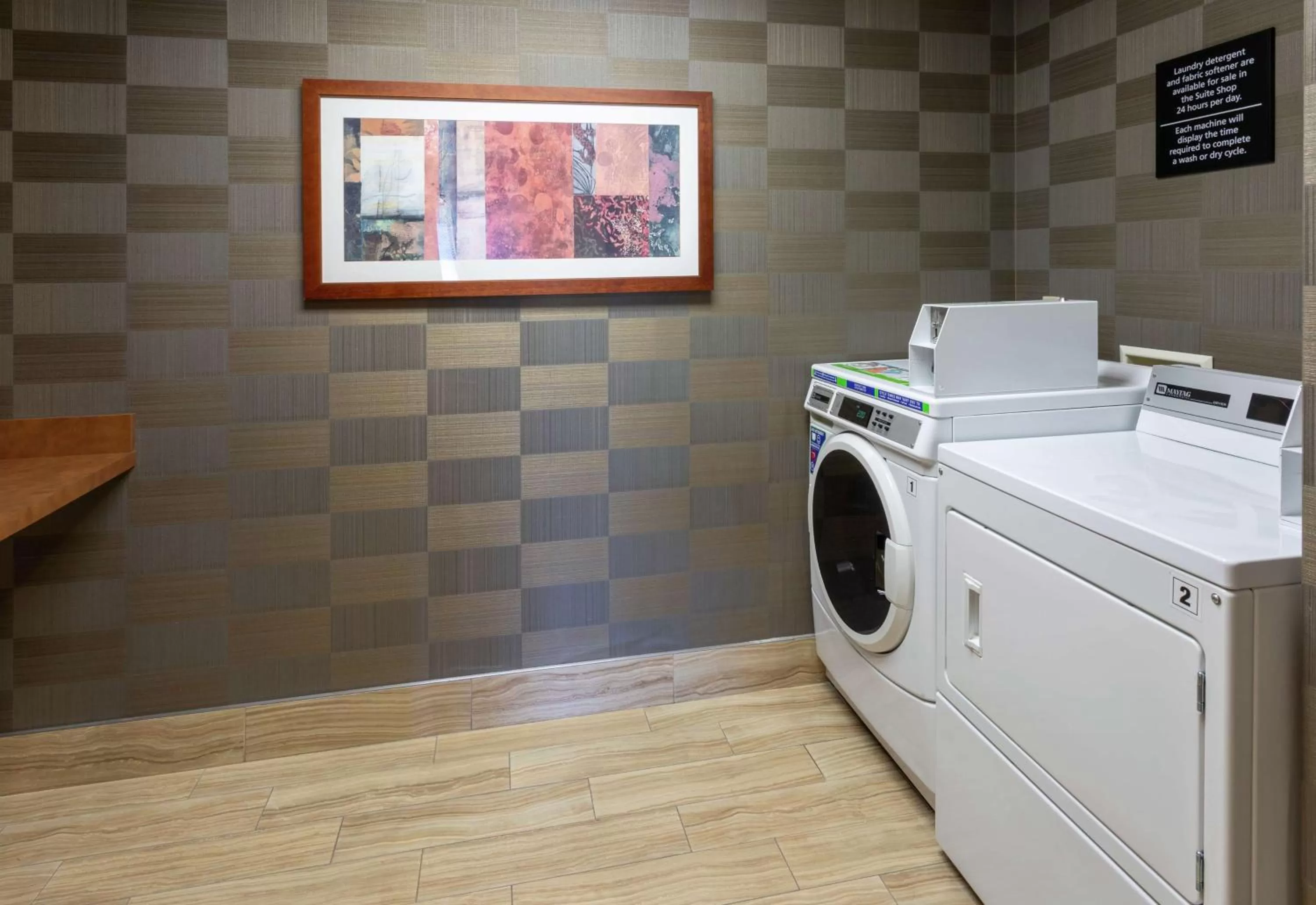 Property building in Hampton Inn Minneapolis/Eagan