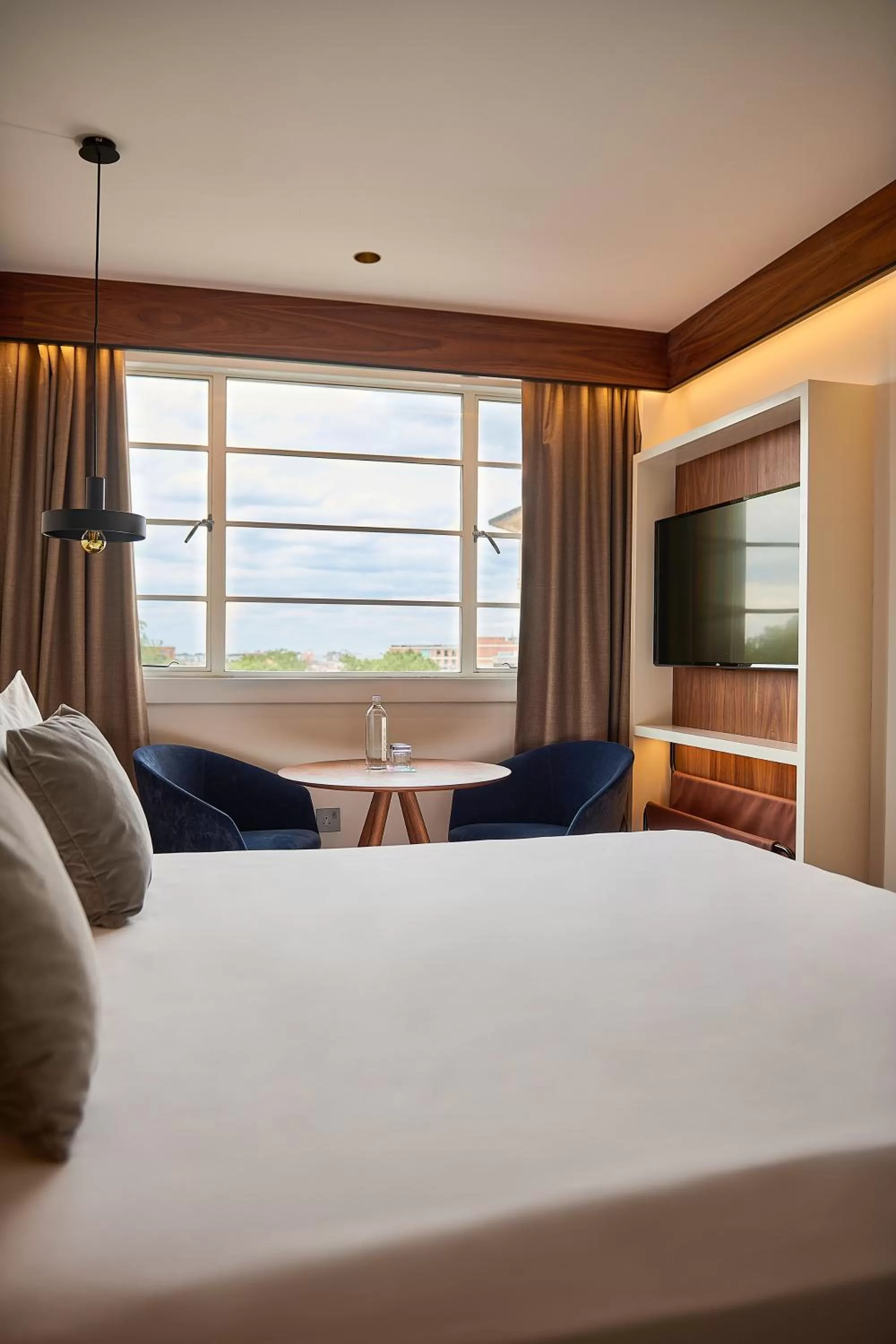 Bed in Melia White House Hotel