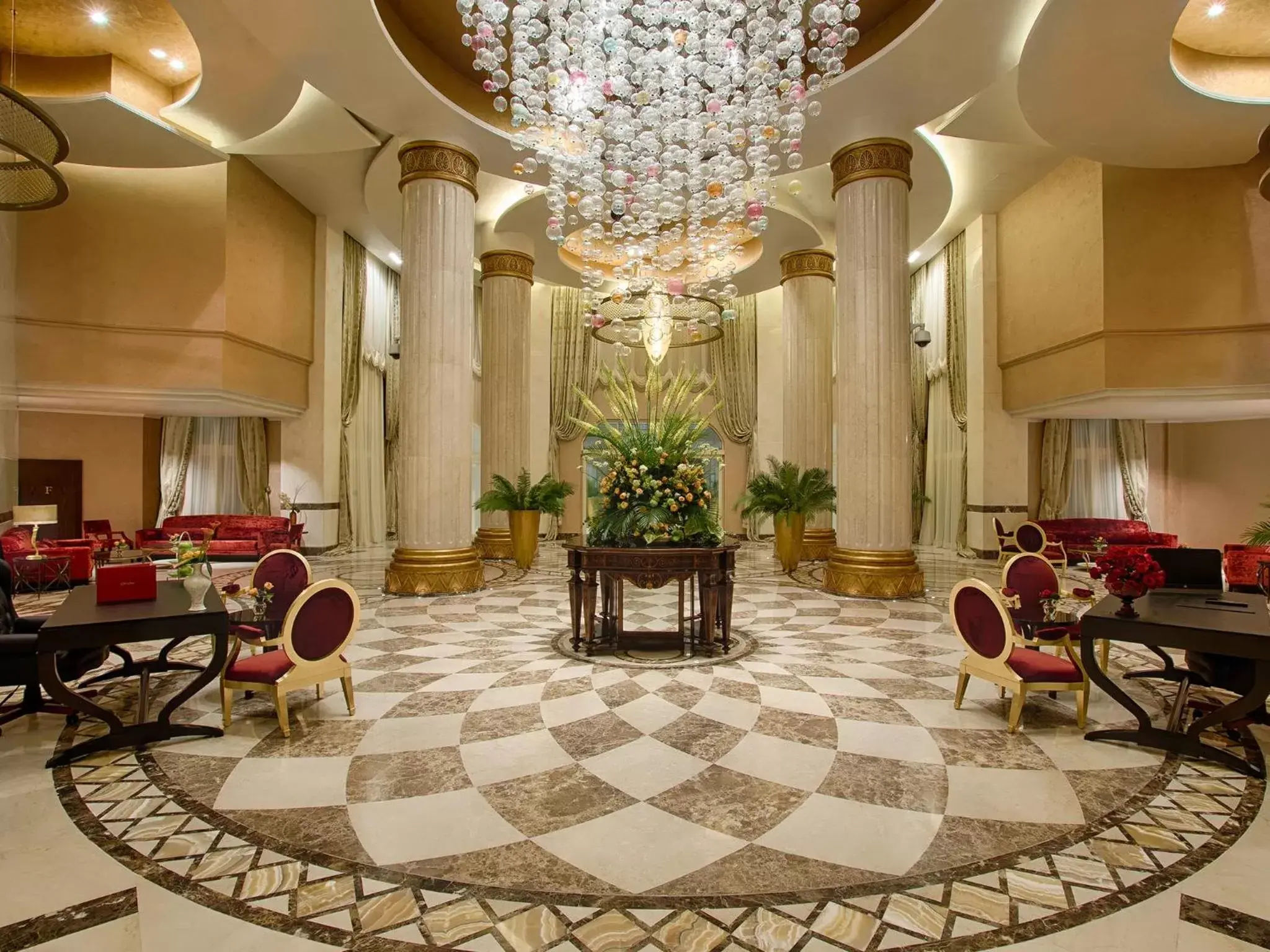 Lobby or reception in Royal Maxim Palace Kempinski Cairo