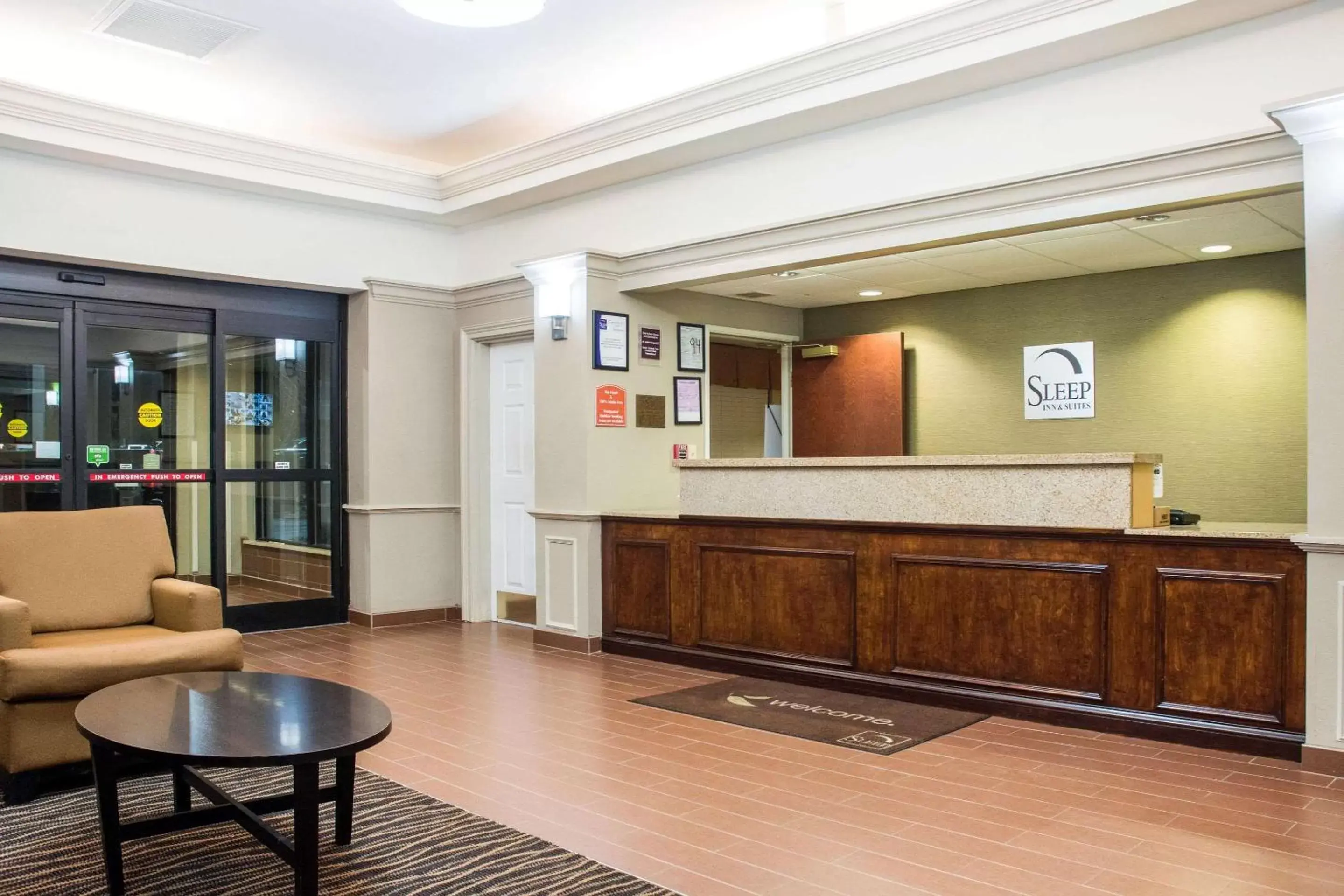 Lobby or reception in Sleep Inn & Suites Dothan North Lobby or reception in Sleep Inn & Suites Dothan North