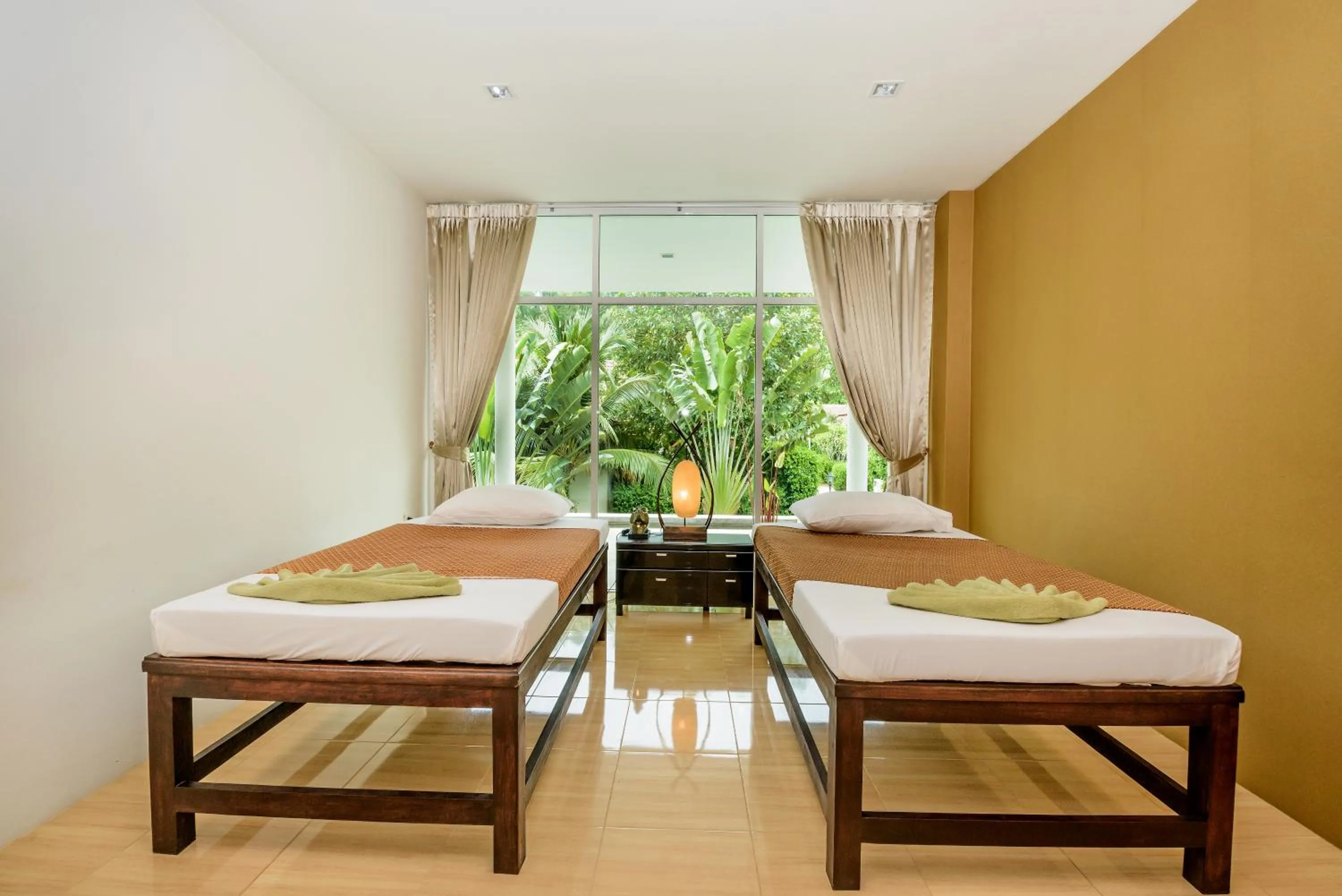 Massage, Bed in L'esprit De Naiyang Beach Resort - SHA Extra Plus