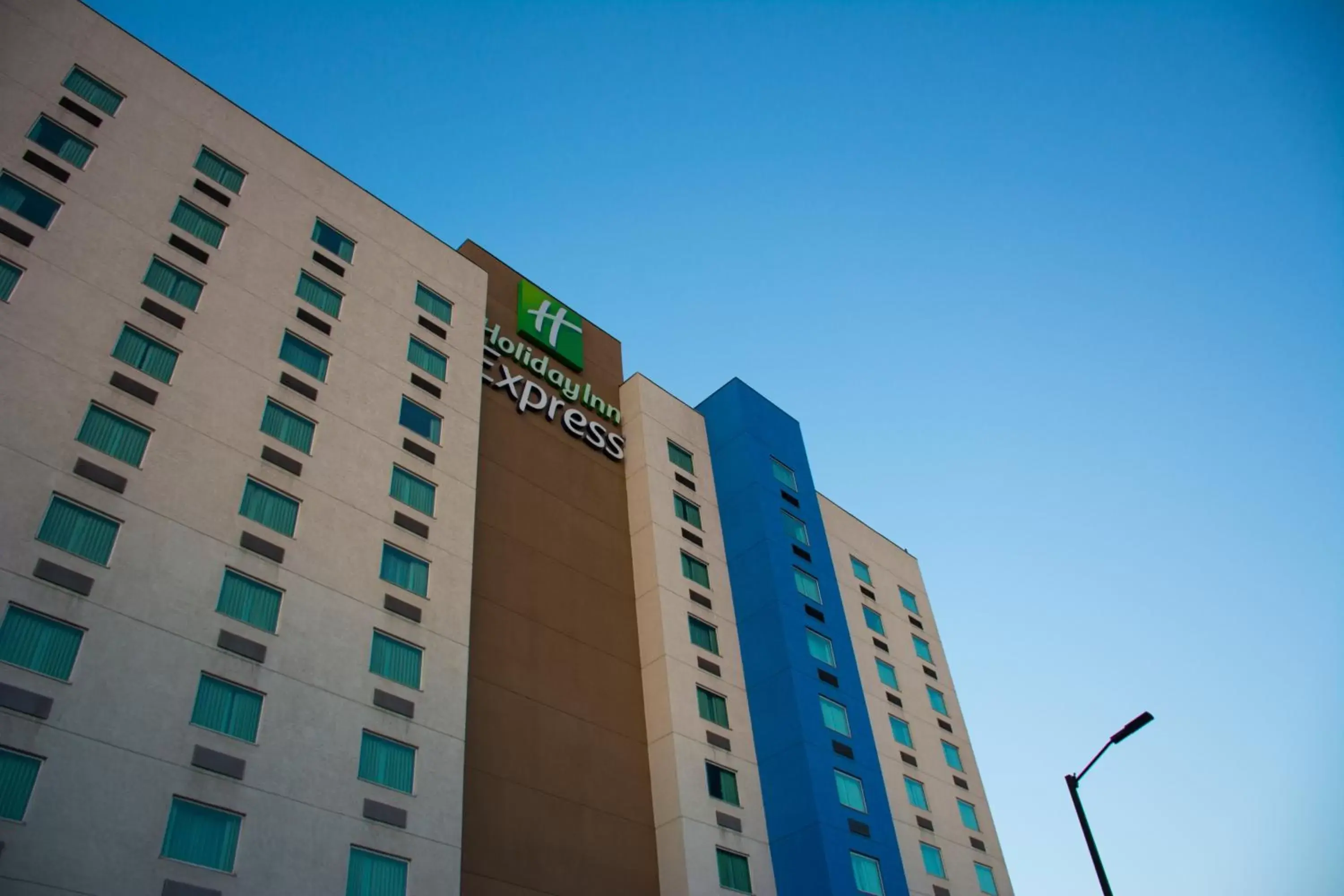 Property building in Holiday Inn Express Saltillo Zona Aeropuerto, an IHG Hotel