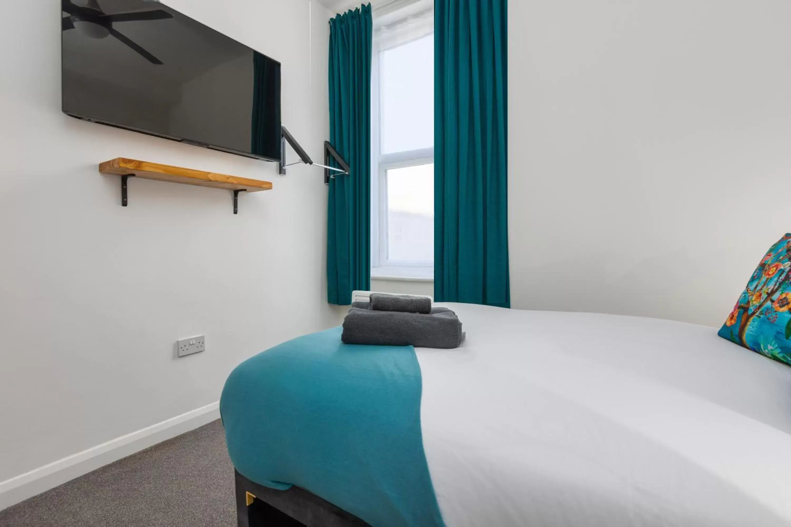 Bed in Charles Alexander Short Stay - TheWestern Blackpool