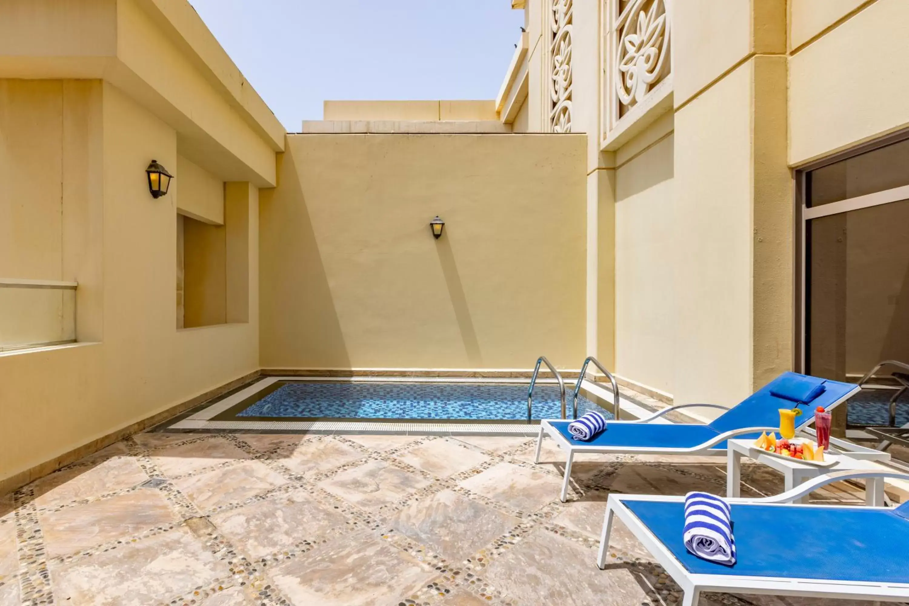 Swimming pool in Roda Amwaj Suites Jumeirah Beach Residence Swimming pool in Roda Amwaj Suites Jumeirah Beach Residence