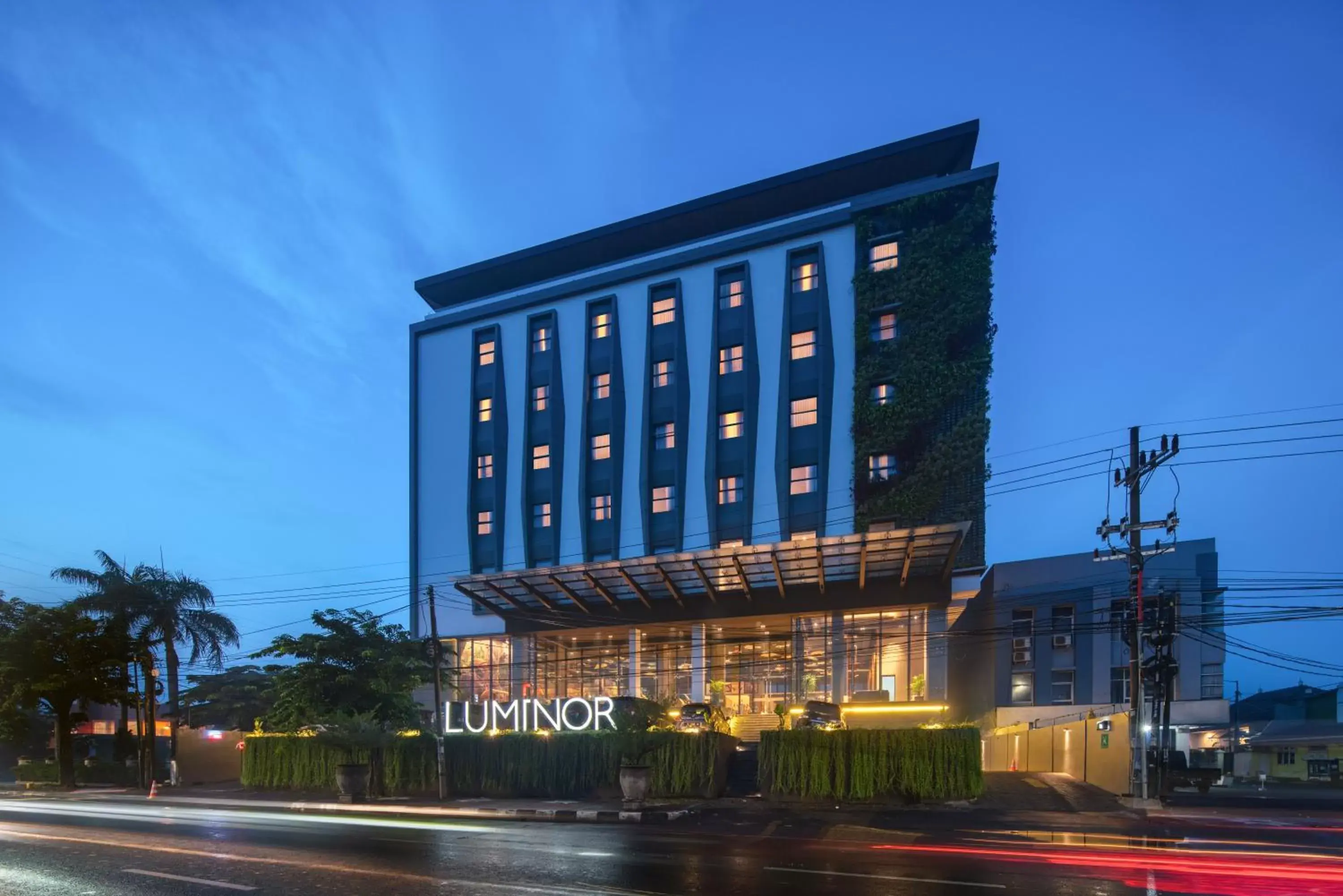 Property building in Luminor Hotel Airport Sidoarjo By WH
