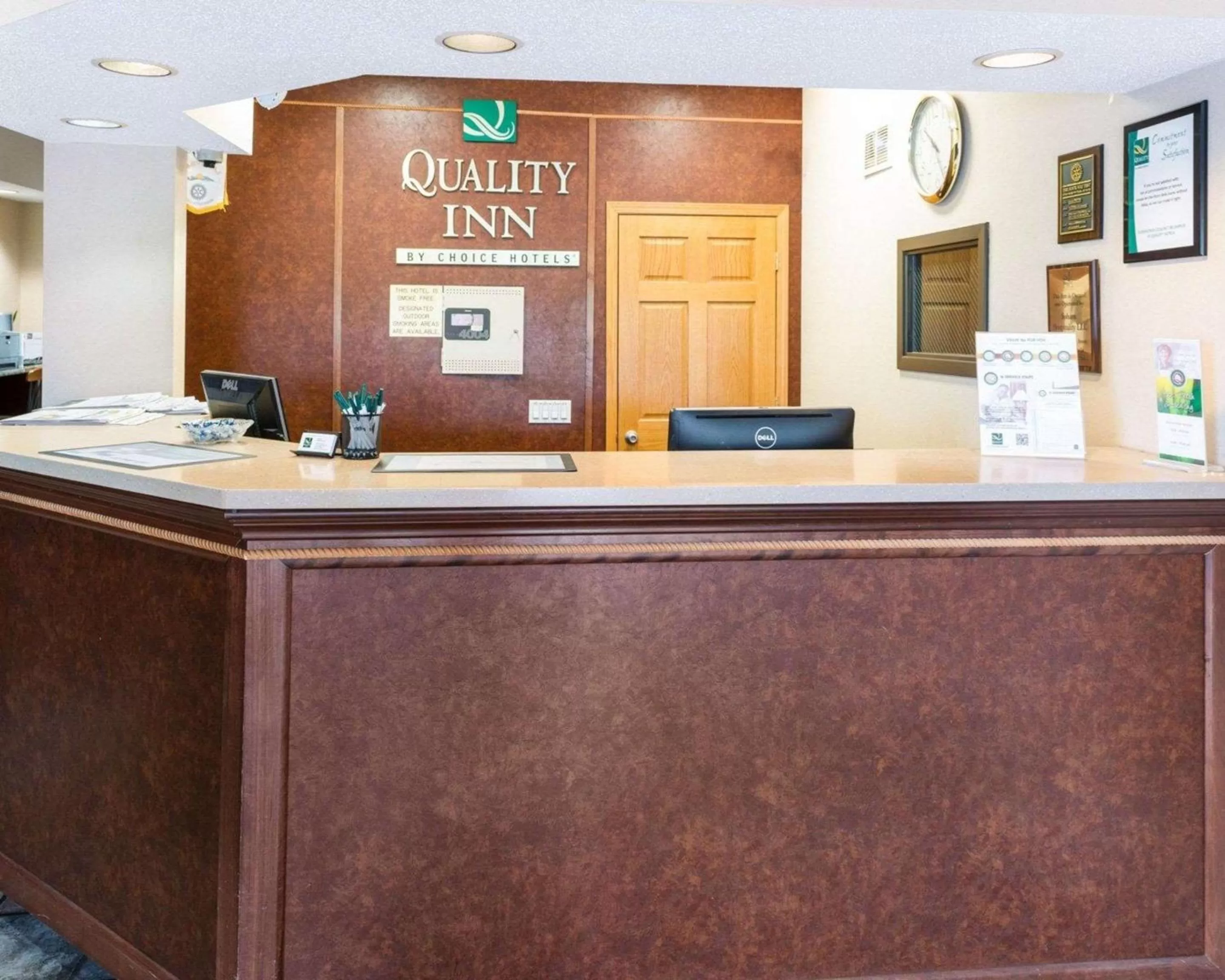Lobby or reception in Quality Inn Lakeville North