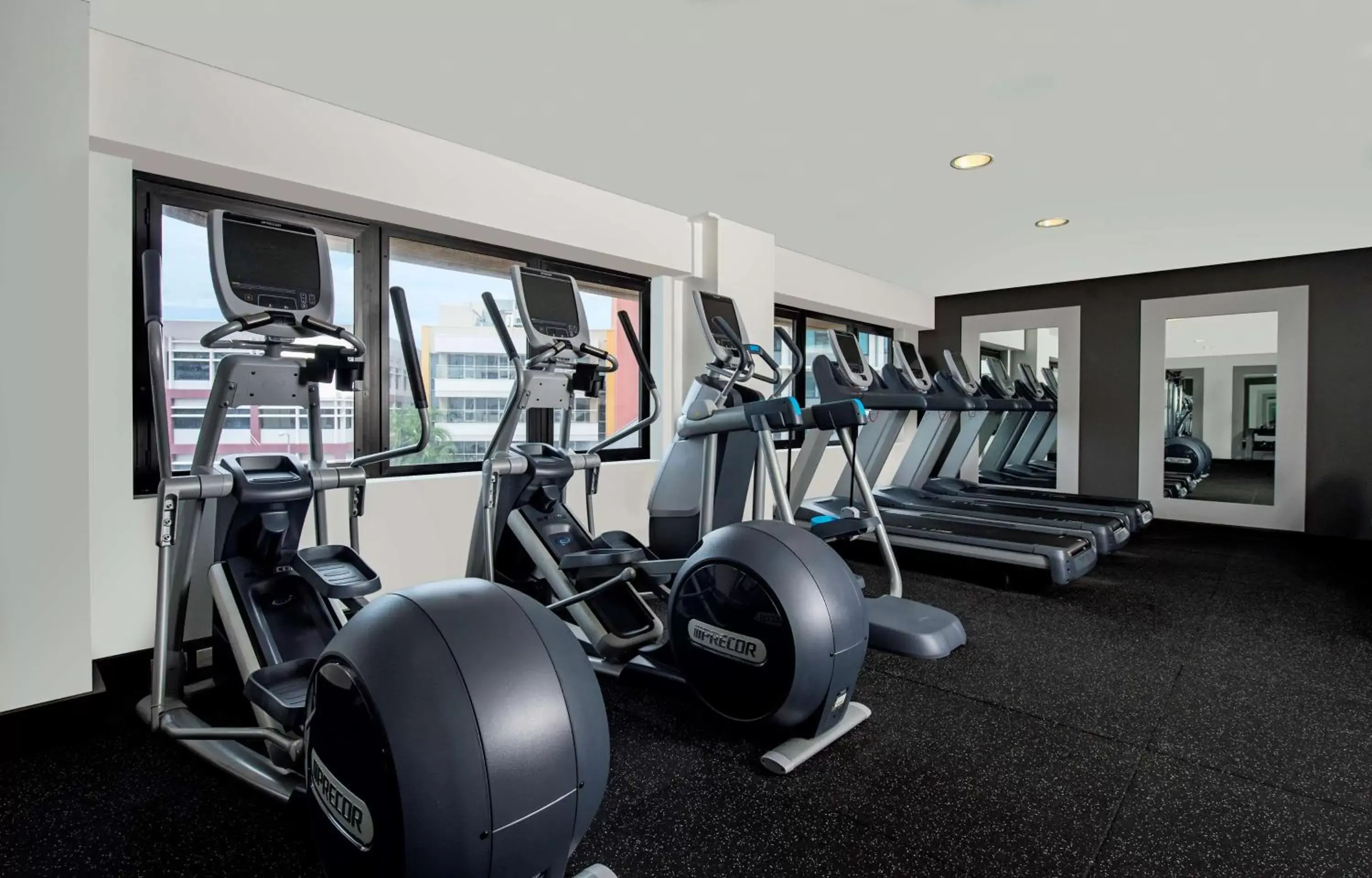 Fitness centre/facilities, Fitness Center/Facilities in Hilton Darwin