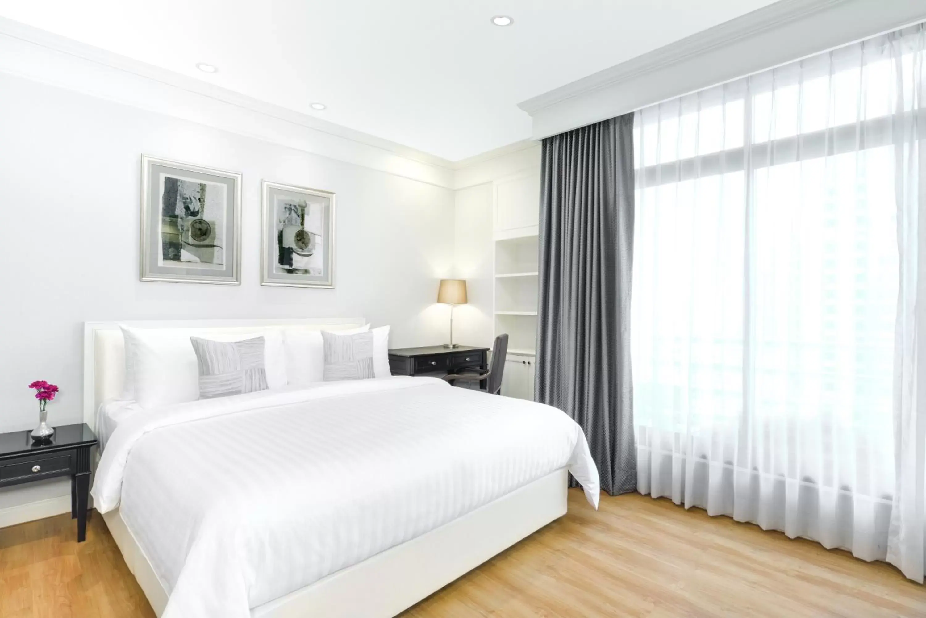 Deluxe Double or Twin Room in Centre Point Chidlom - SHA Extra Plus