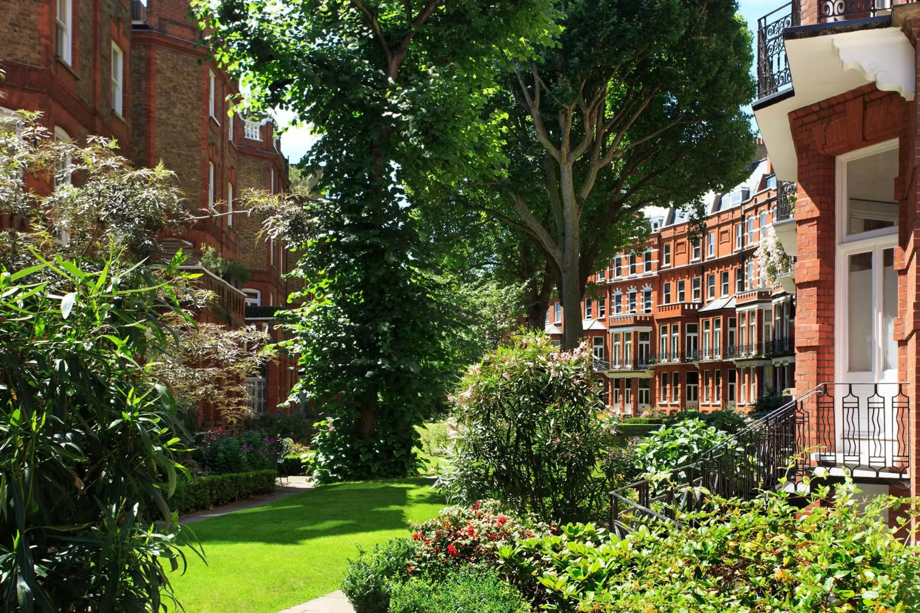 Garden in The Franklin London - Starhotels Collezione
